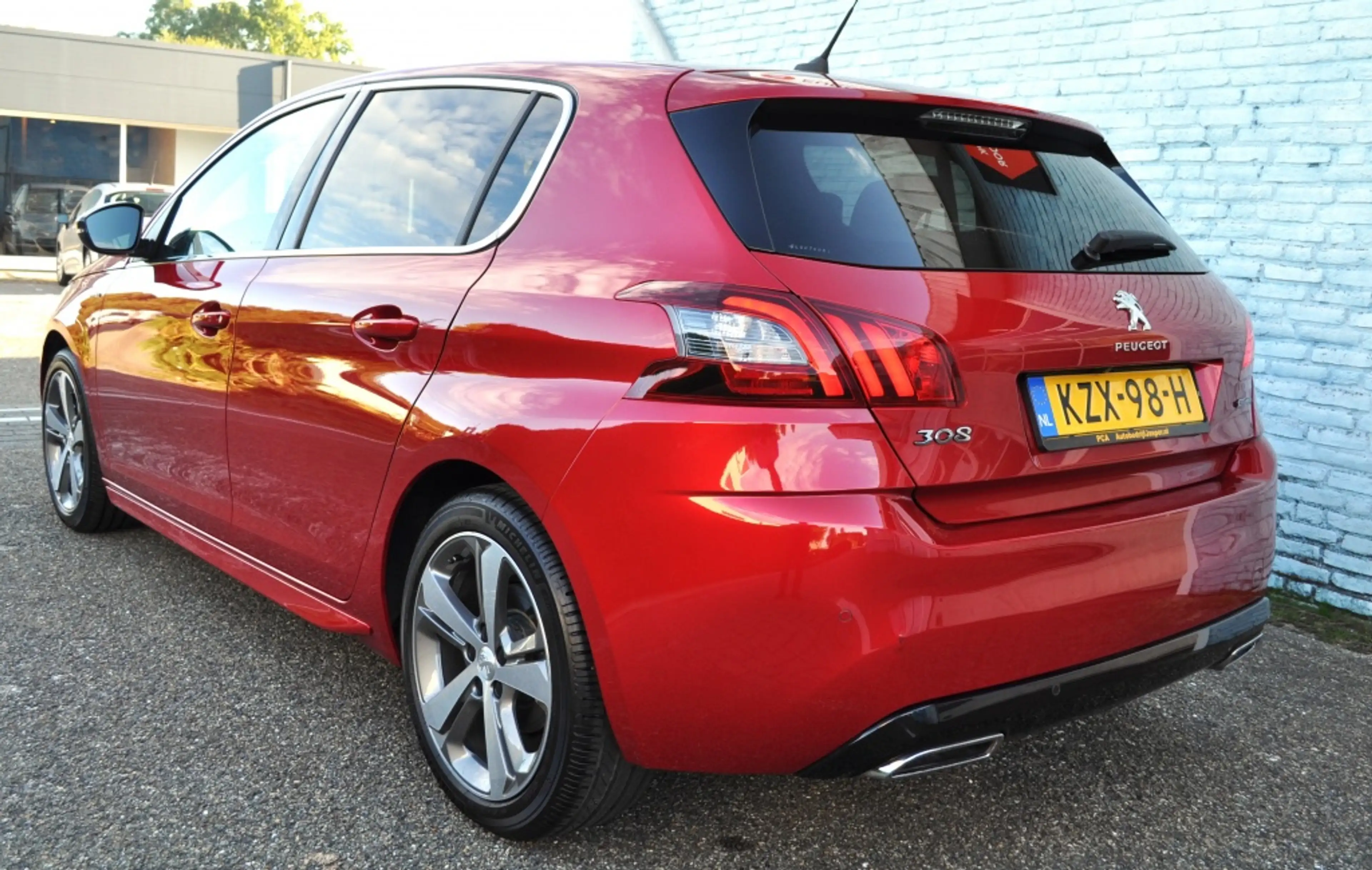 Peugeot 308 1.2 GT Aut mass pdc v+a cam stoelv. — photo 3