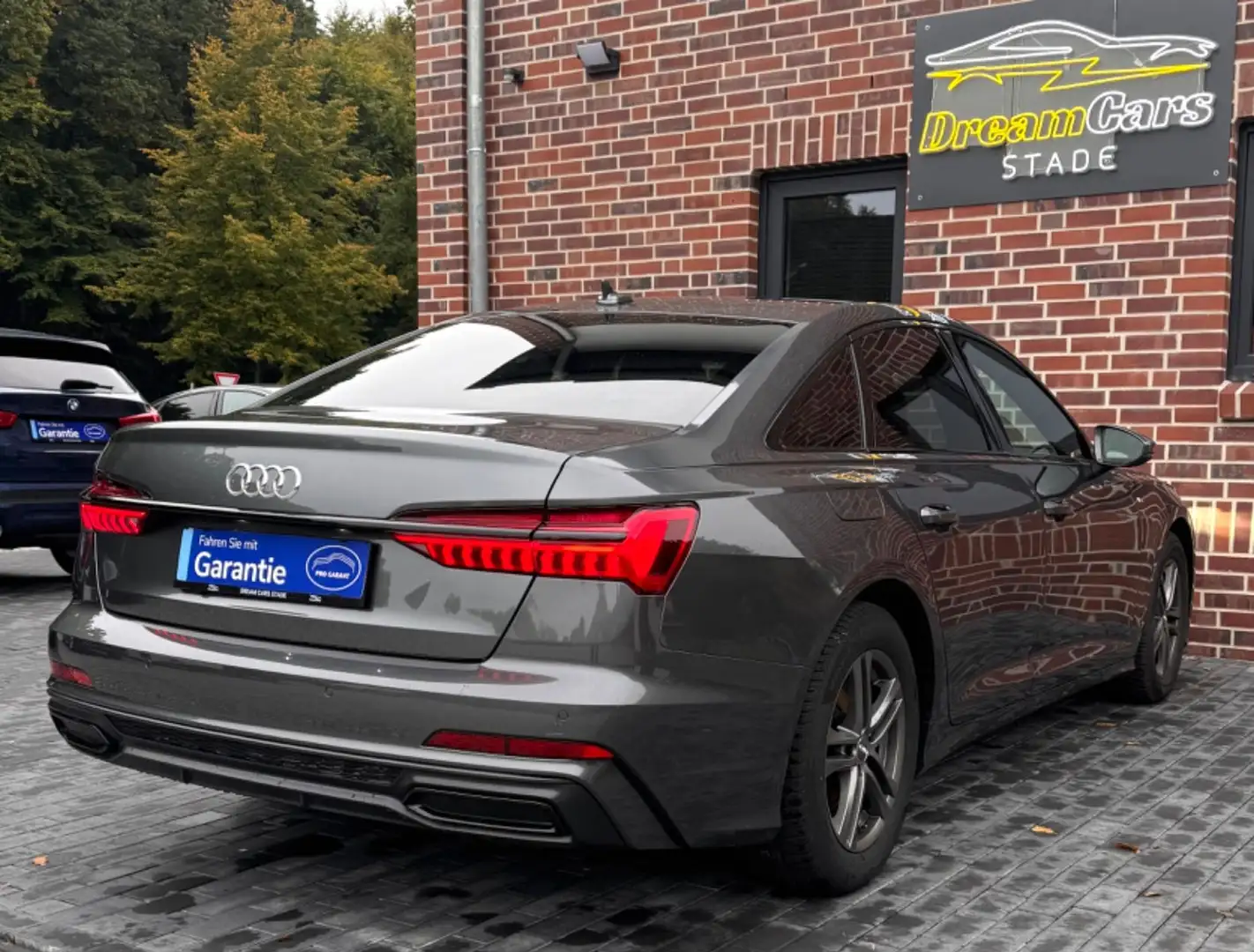 Audi A6 Lim. 40 TDI S-Line Matrix*Virtual*Alcantara Gris - 2