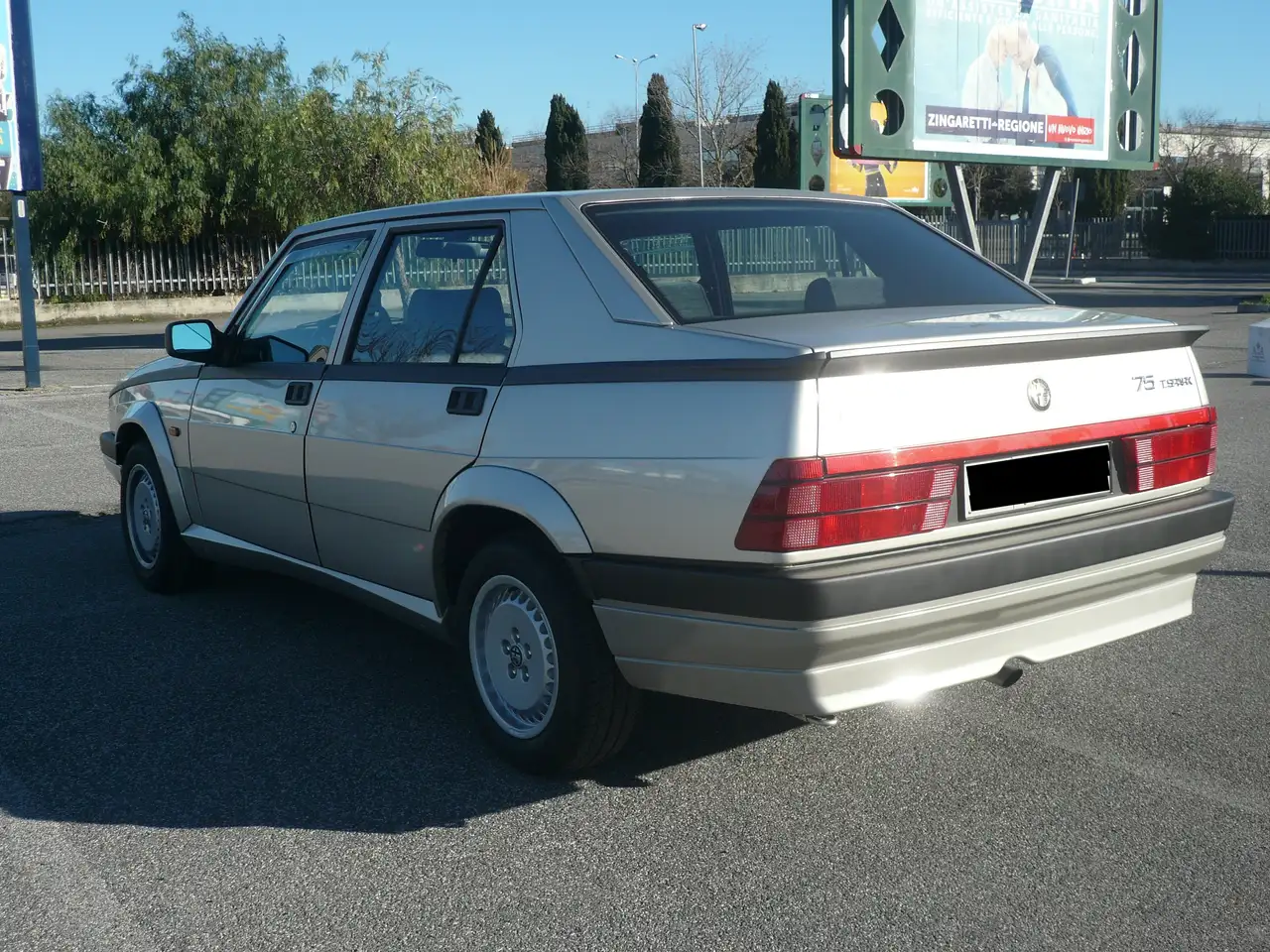 Alfa Romeo 75 twin spark, foto 4
