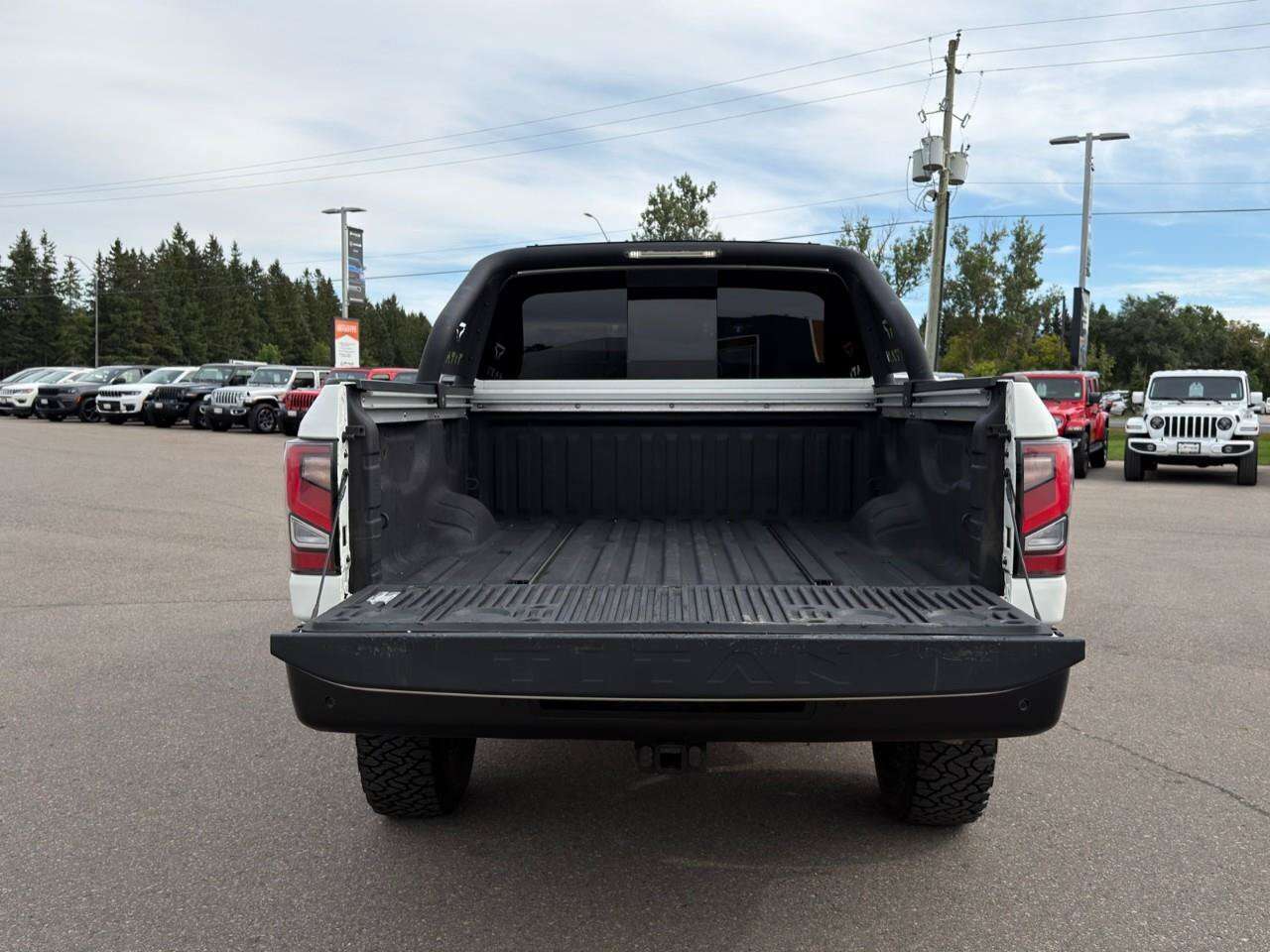2020 Nissan Titan — снимка 1