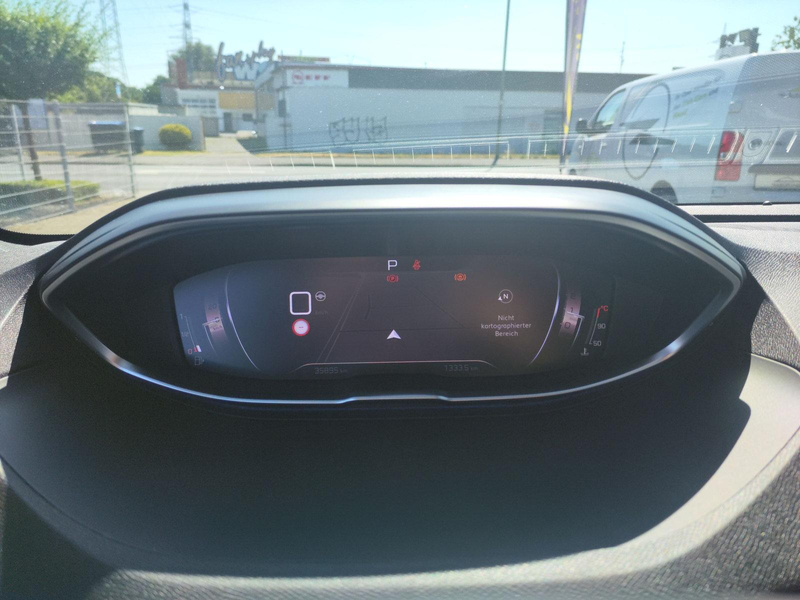Peugeot 5008 GT Metallic *WENIG KM*ALLWETTER* — photo 12