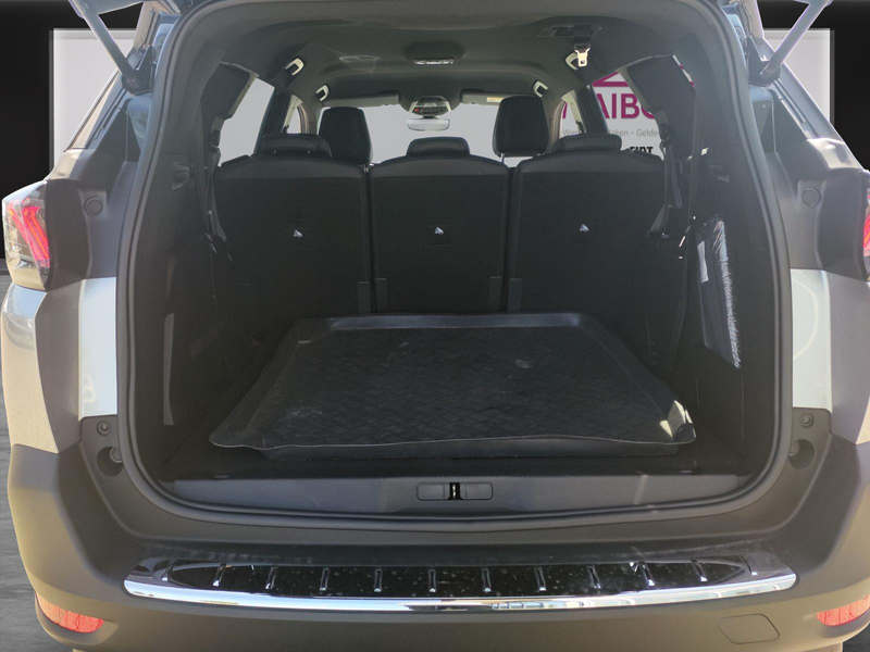 Peugeot 5008 GT Metallic *WENIG KM*ALLWETTER* — photo 8