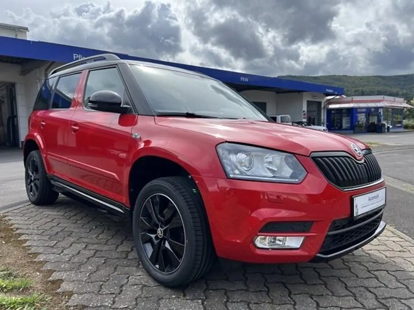 Skoda Yeti Monte Carlo DSG AHK NAVI XENON DAB Rot - 2
