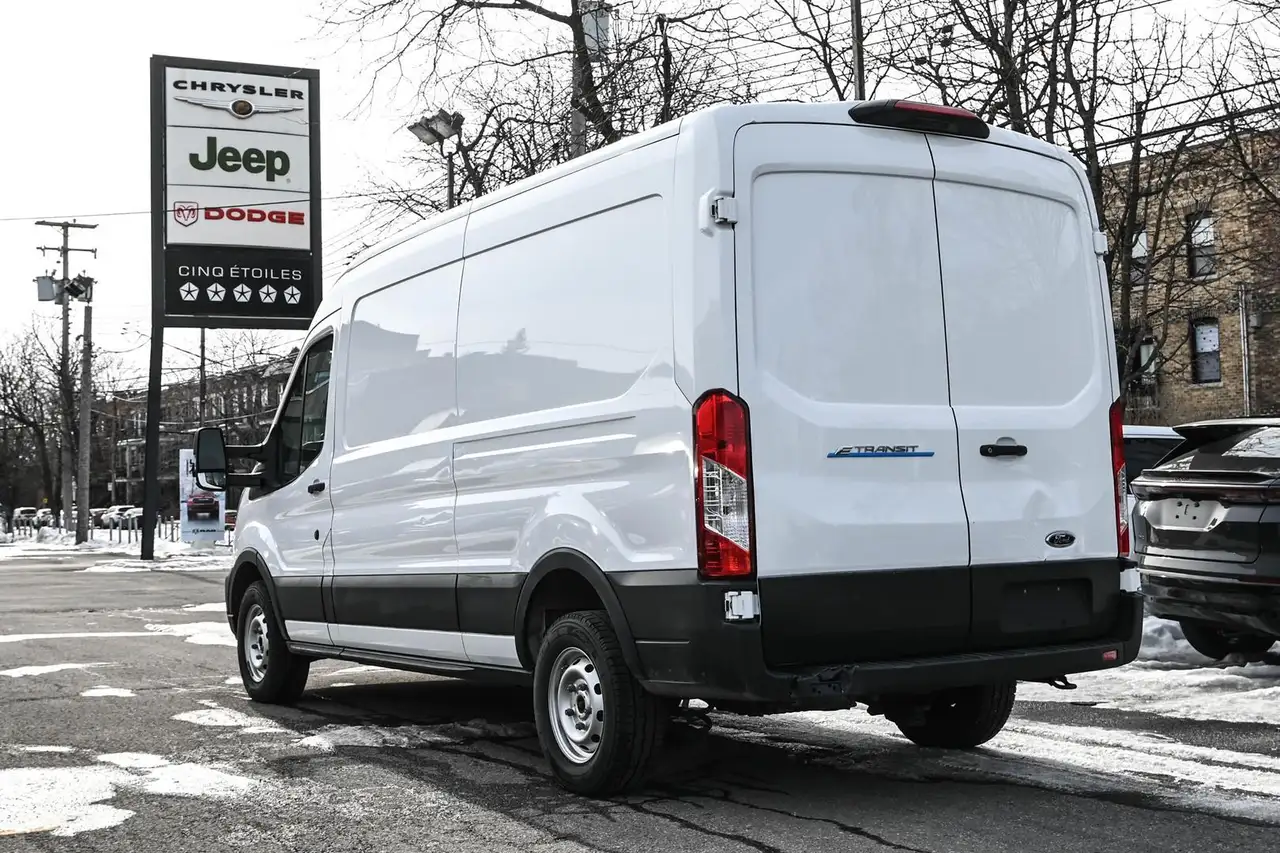 Ford E-Transit fotografie Ford E-Transit