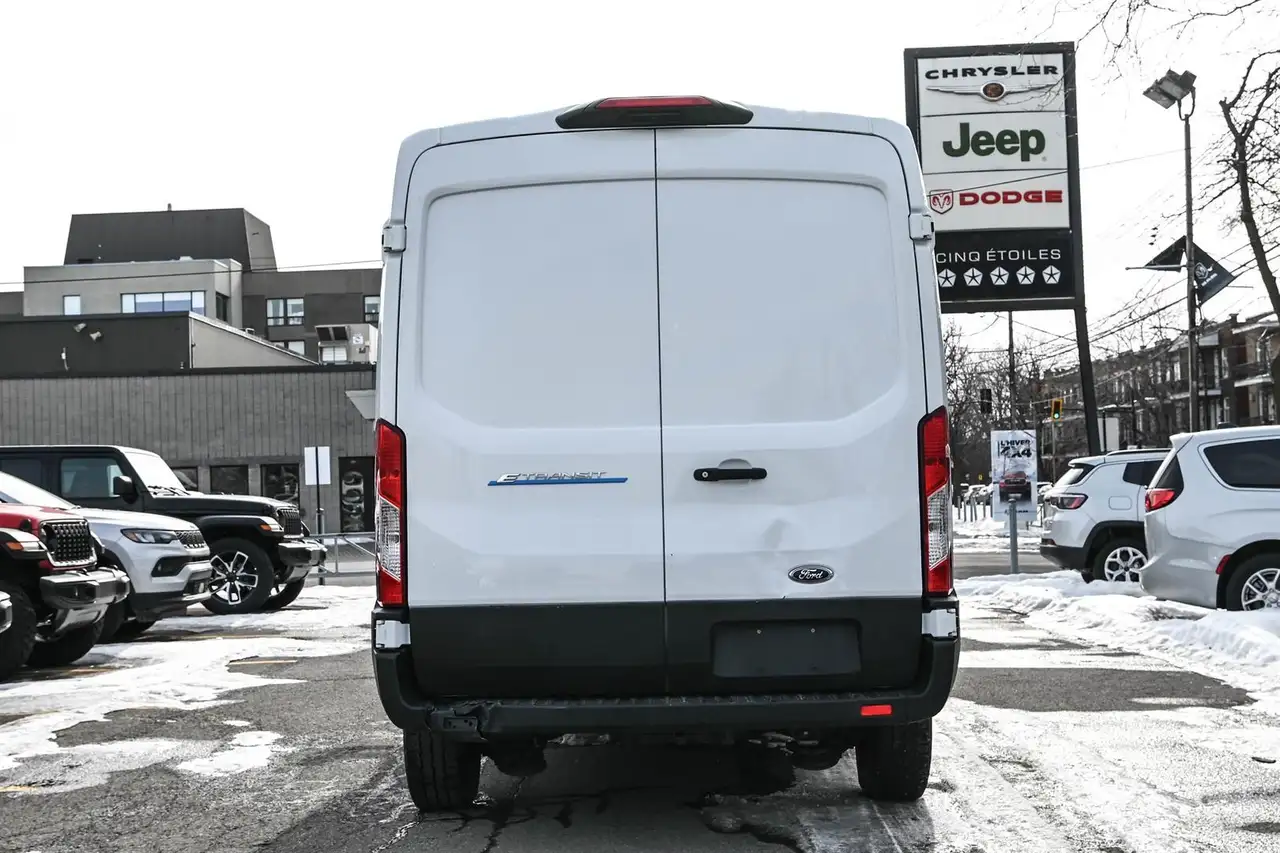 Ford E-Transit fotografie Ford E-Transit