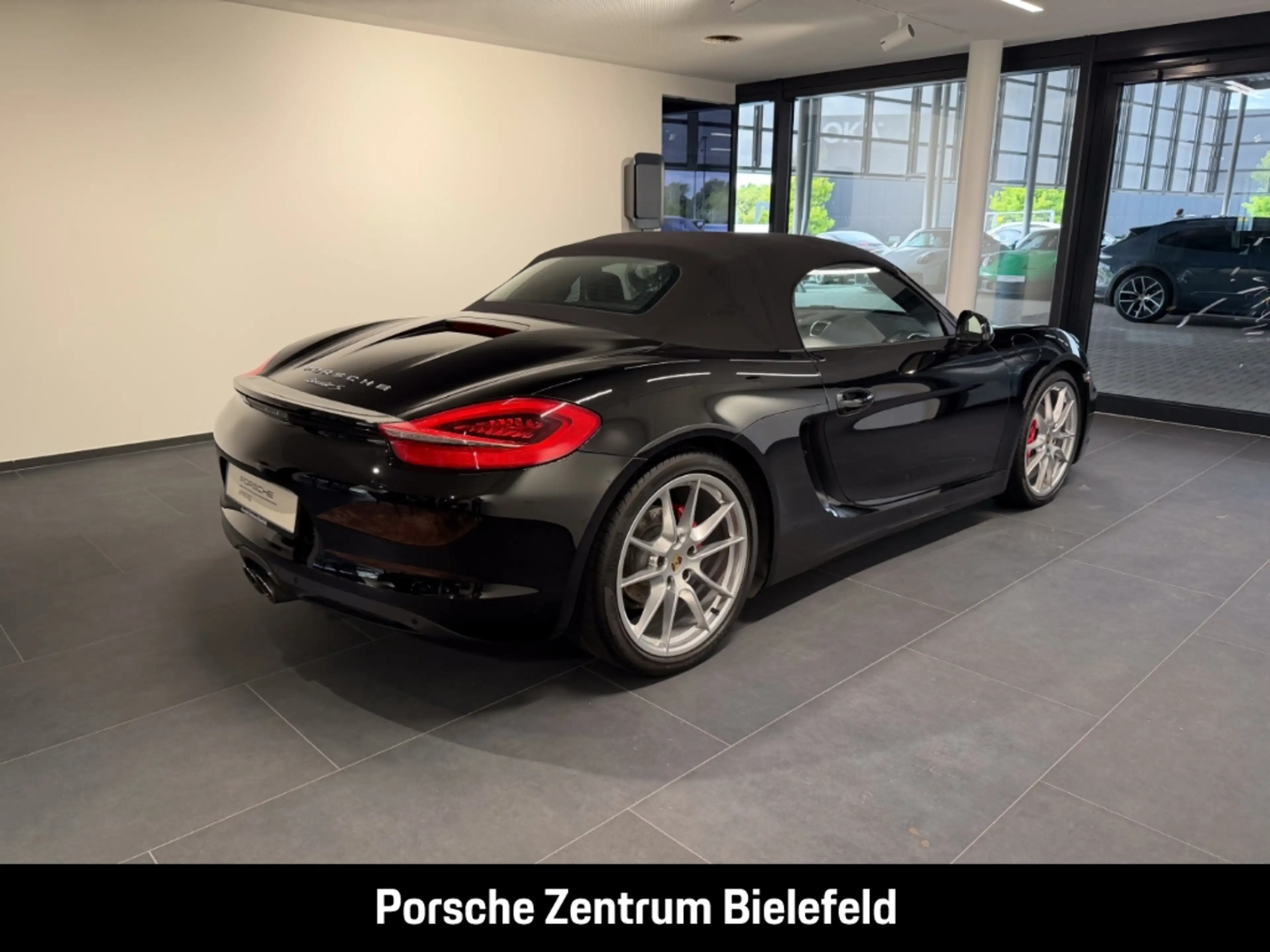 Porsche Boxster S — photo 5