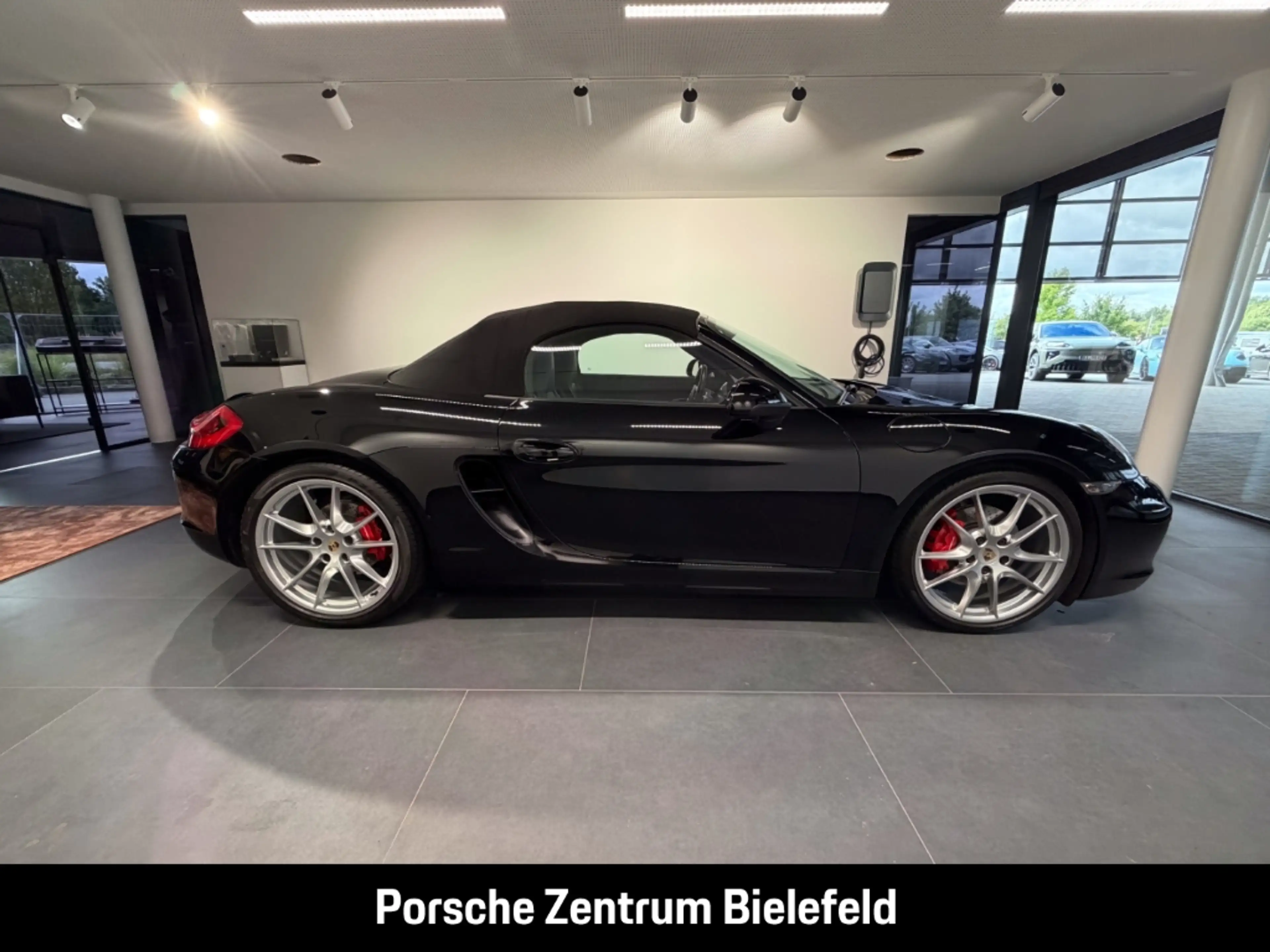 Porsche Boxster S — photo 6