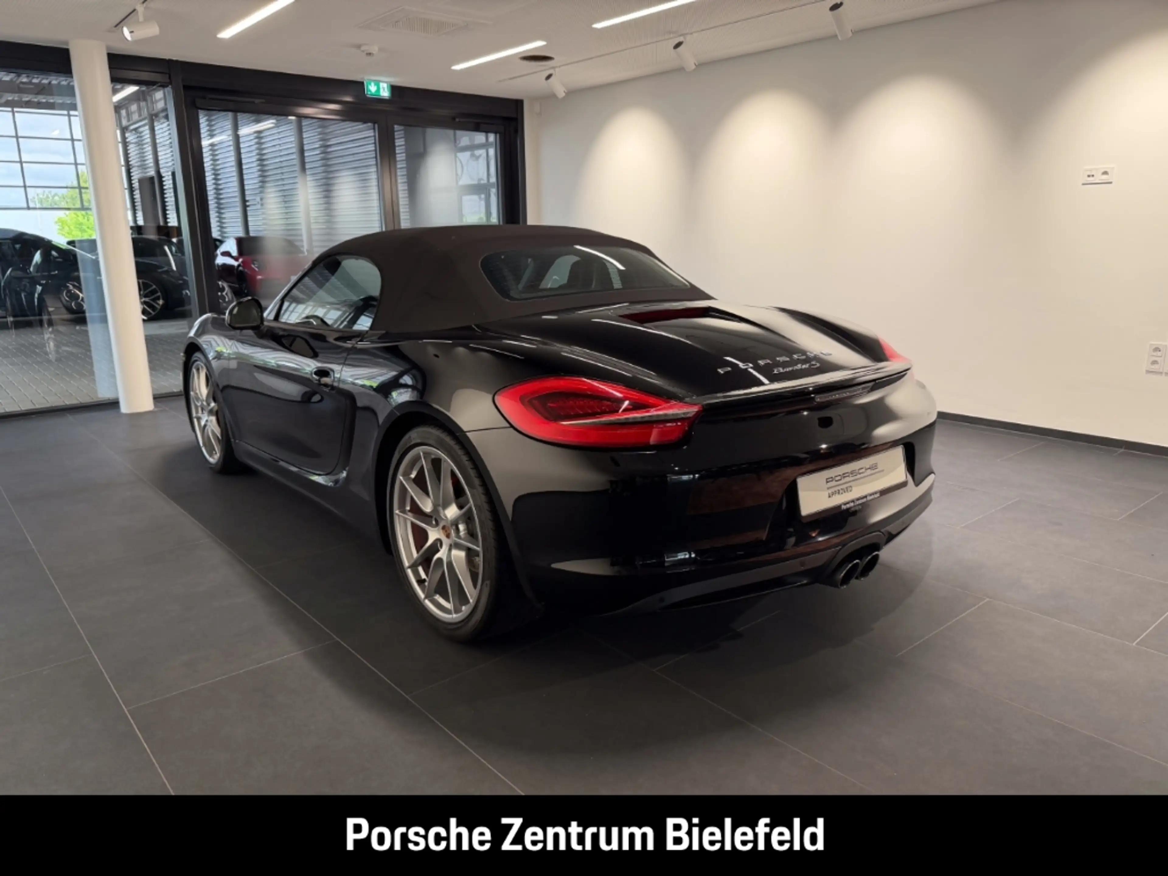 Porsche Boxster S — photo 3