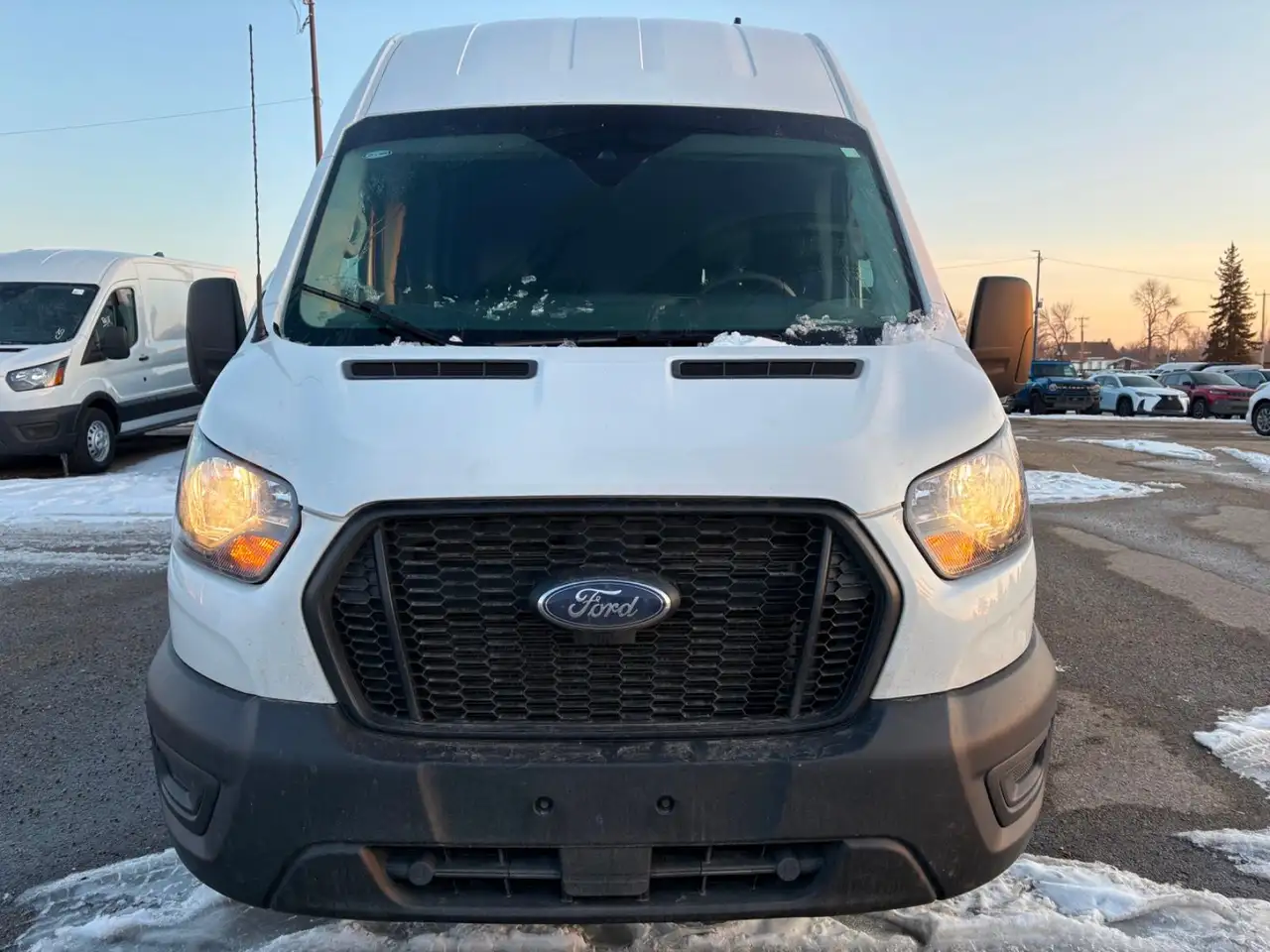 Ford Transit Cargo Van снимка Ford Transit Cargo Van