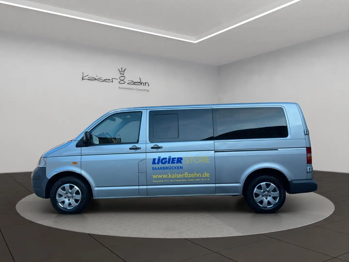 Volkswagen T5 Shuttle lang Plateado - 2