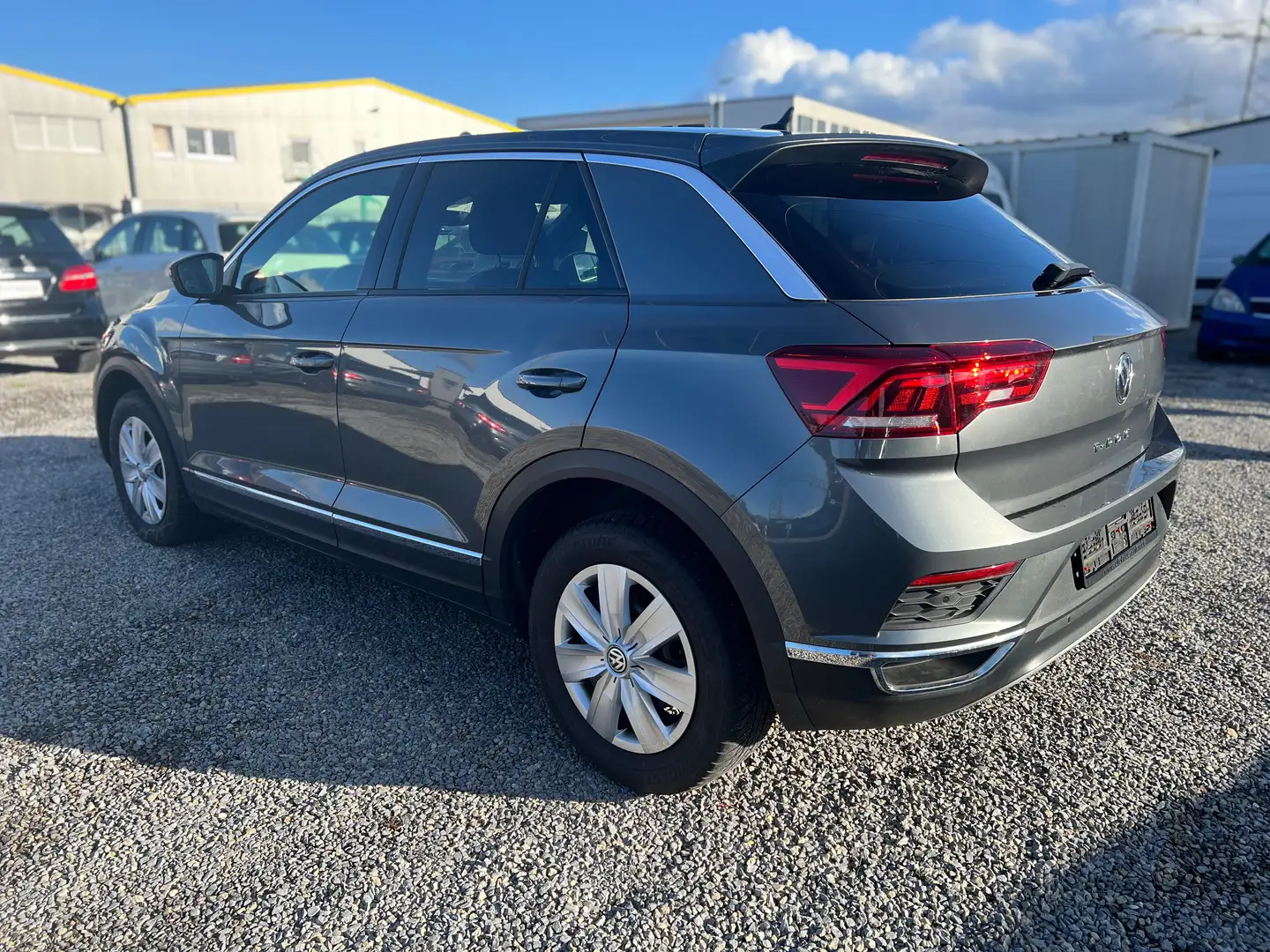 Volkswagen T-Roc 1.5 TSI SPORT mit umfangreicher Ausstattung Gris - 1