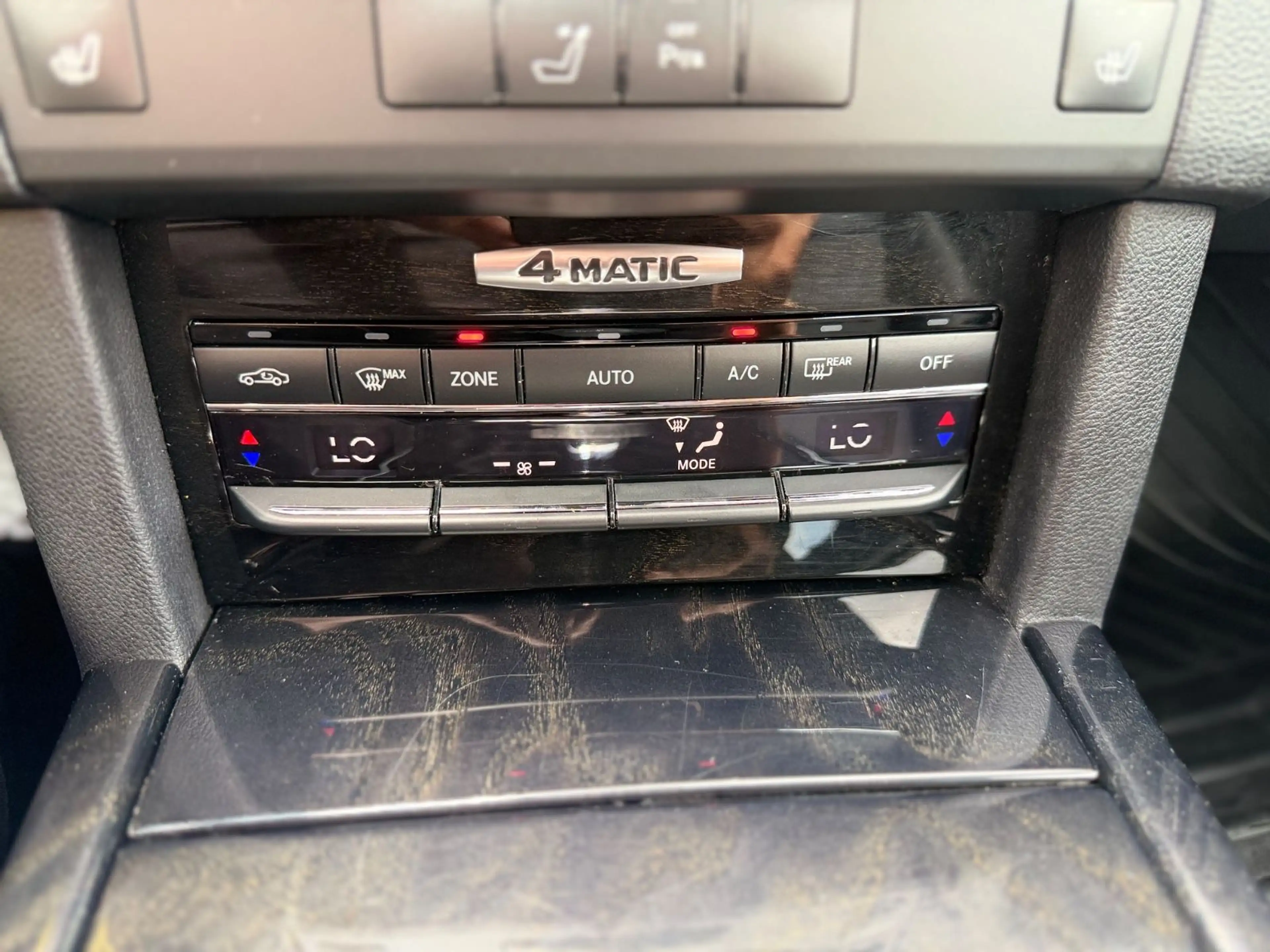 Mercedes-Benz E 350 CDI T-Modell 4Matic AMG I ACC I R-Kamera — photo 13