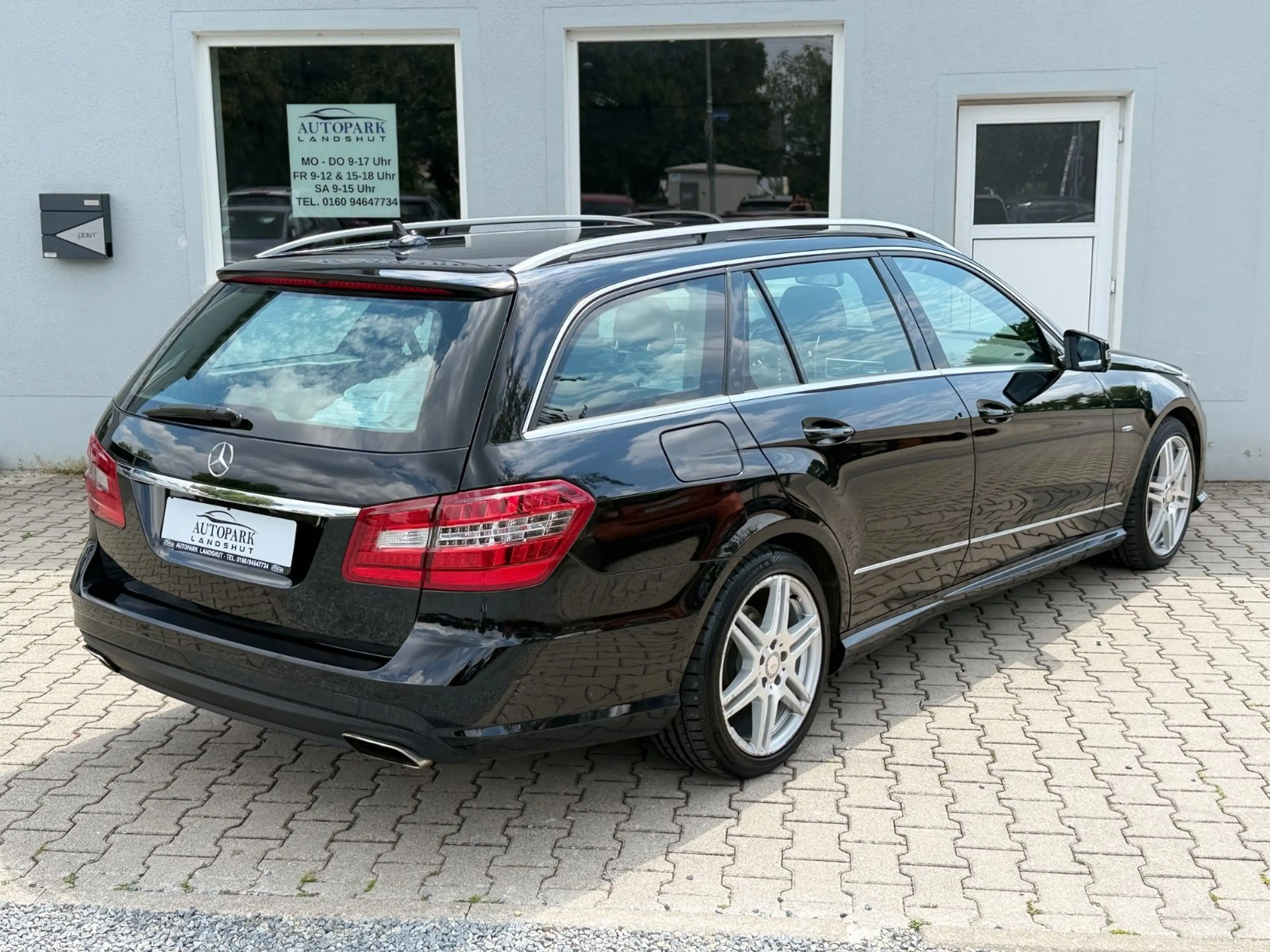 Mercedes-Benz E 350 CDI T-Modell 4Matic AMG I ACC I R-Kamera — photo 5