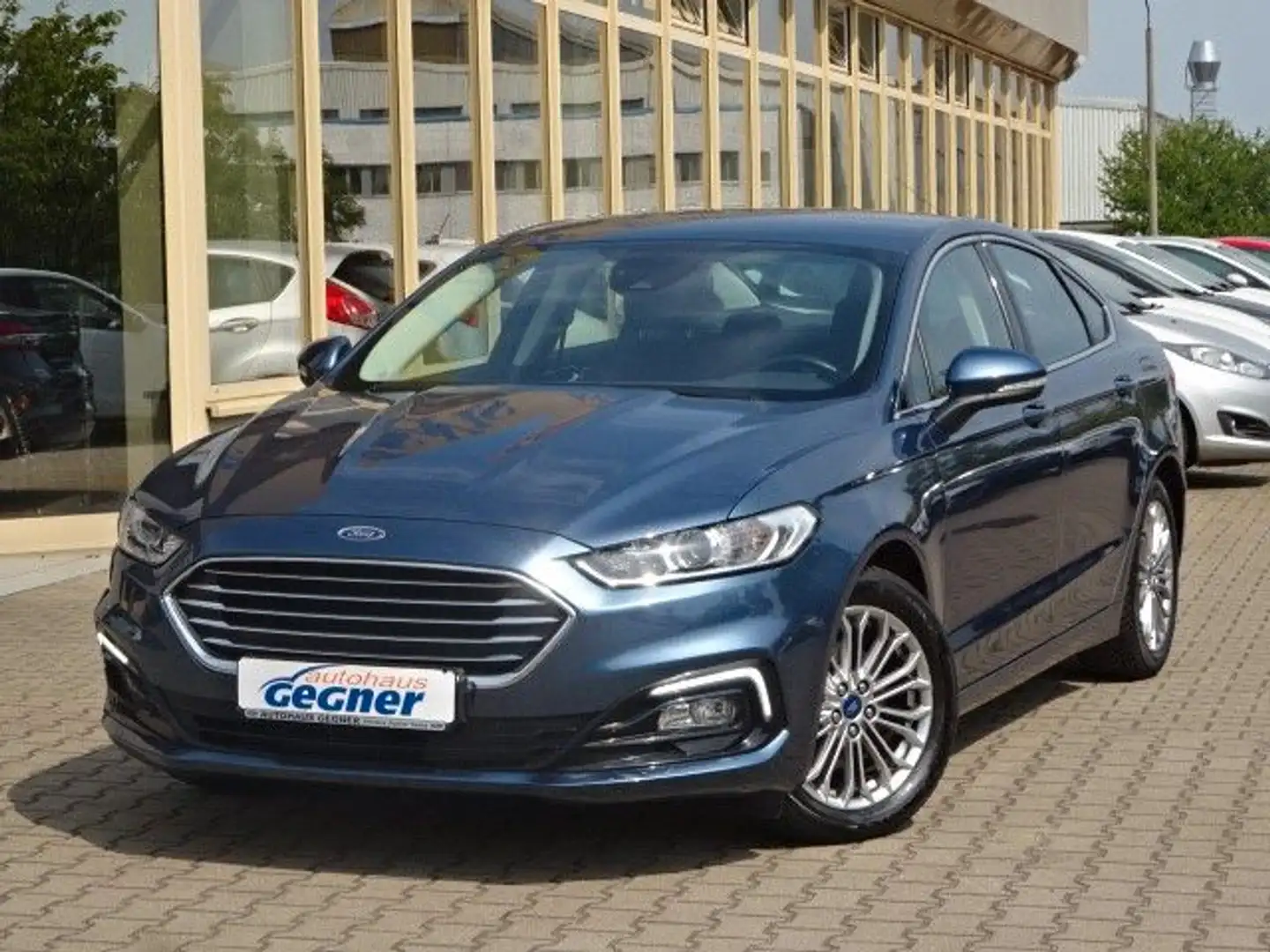 Ford Mondeo 187PS Autm. Hybrid Titanium Navi Tempomat Blau - 2