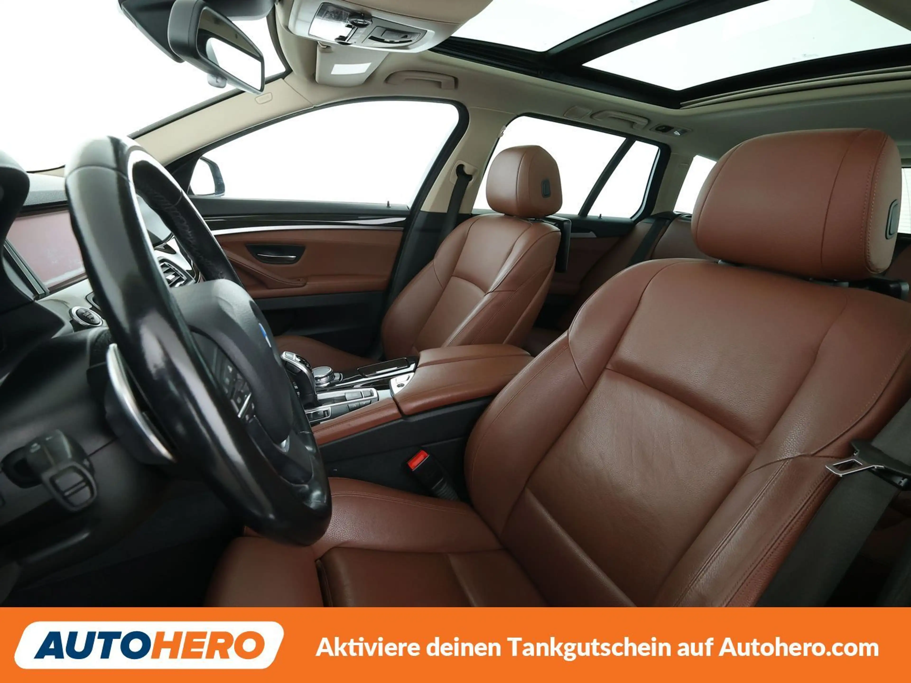 BMW 530 530d xDrive Aut.*HUD*NAV*BI-XENON*PDC*SHZ*BT*PANO* — photo 10