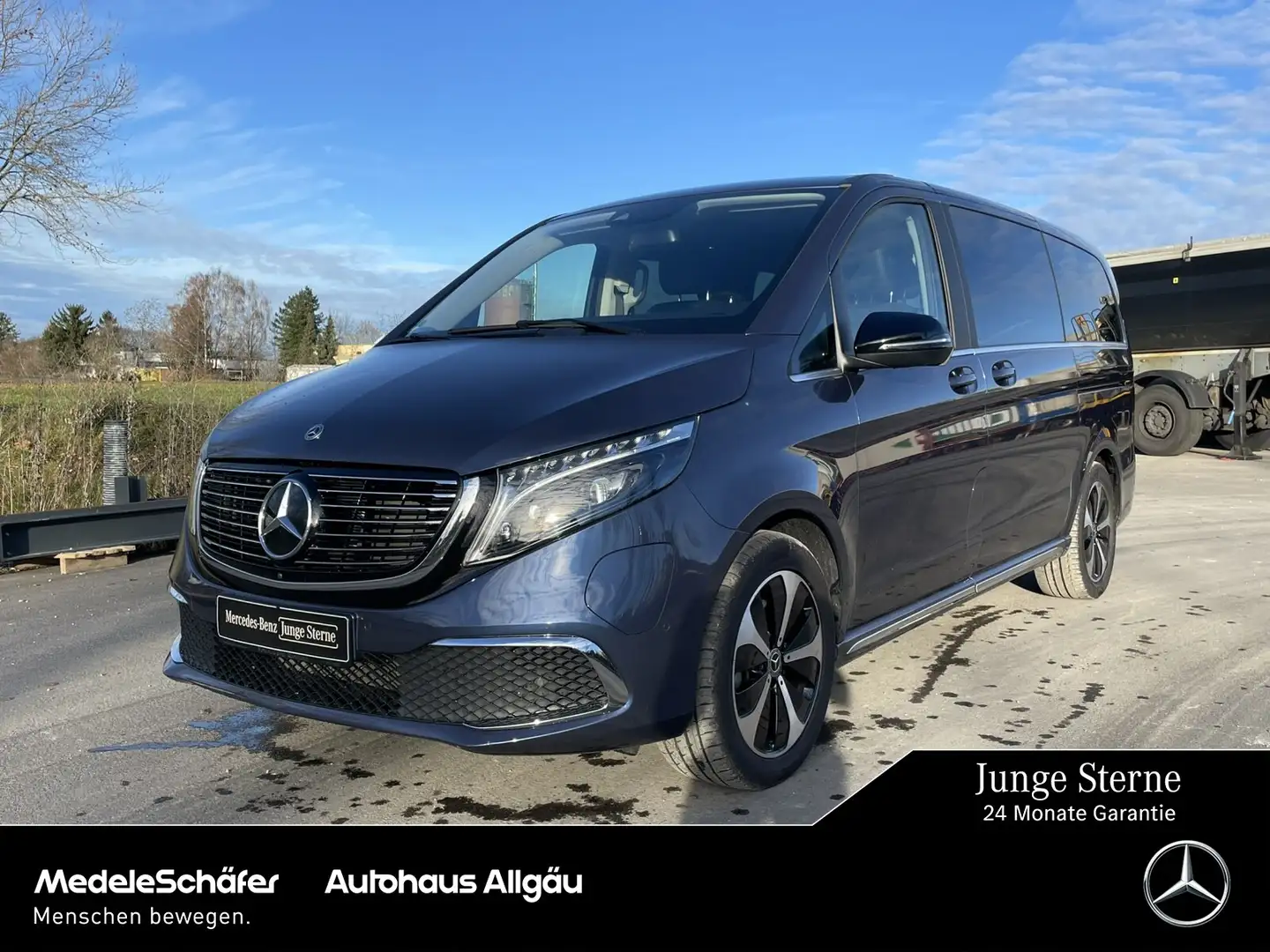 Mercedes-Benz EQV 300 EQV 300 AVANTGARDE Lang AIRMATIC SCHIEBEDACH 360 Blau - 1