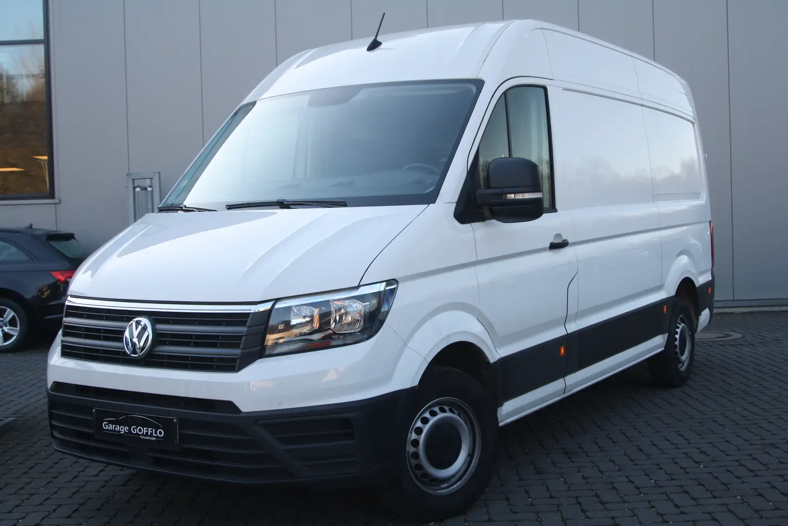 Volkswagen Crafter 2.0 TDI L3H3 - 94.000KM - 2019 btwi Blanc - 1