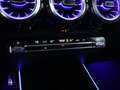 Mercedes-Benz GLB 200 AMG Line | Panoramadak | Trekhaak | Cruise Control Zwart - thumbnail 17
