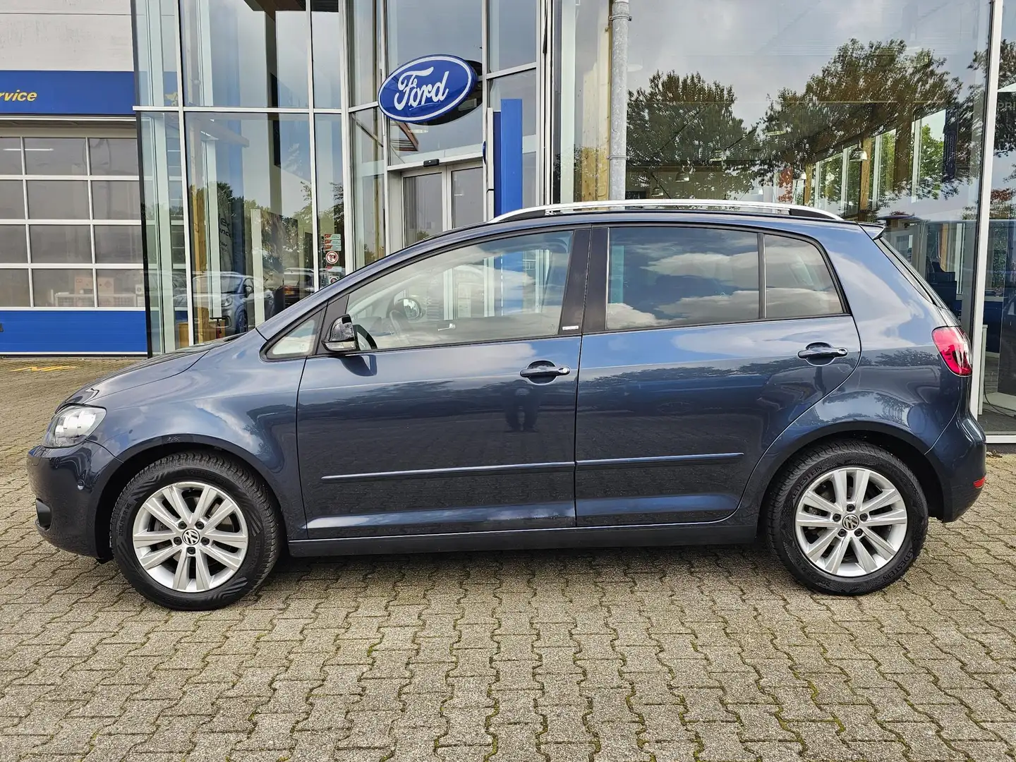 Volkswagen Golf Plus 1.4 TSI Highline 120 pk Automaat | Climate control Bleu - 2