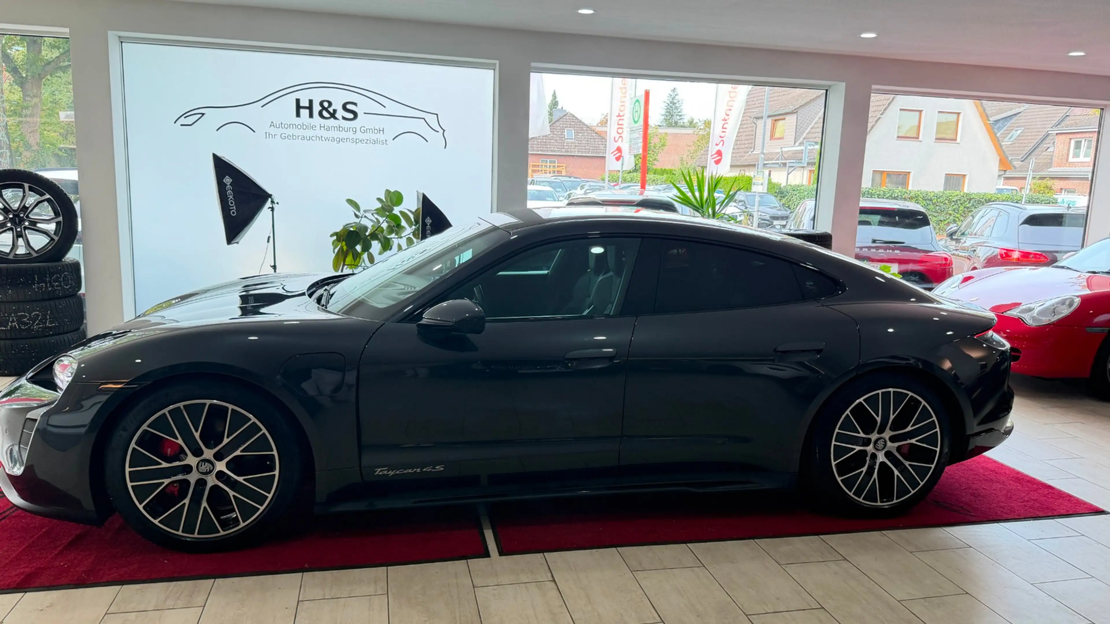 Porsche Taycan 4 S Approved — photo 4