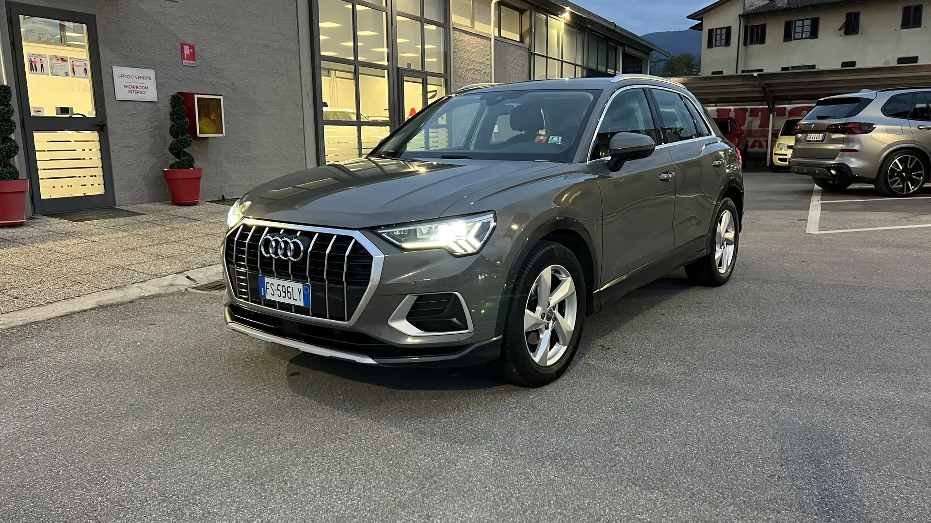 Audi Q3 Q3 II 2018 35 1.5 tfsi s-tronic Gris - 1