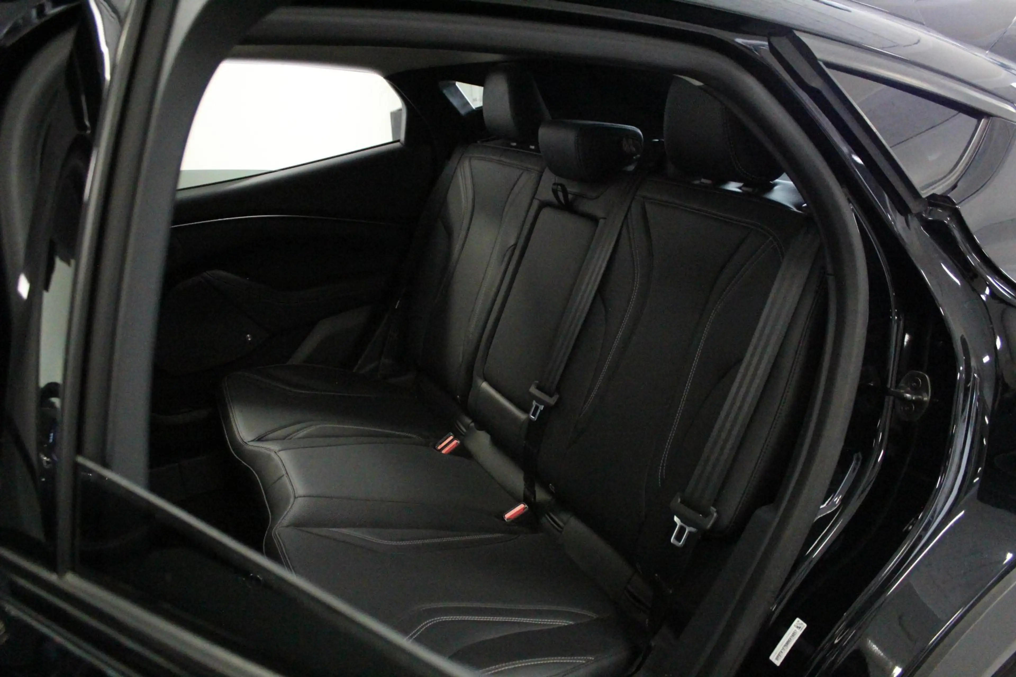Ford Mustang Mach-E Extended RWD 98 kWh | CAMERA | DAB-RADIO | CLIMA | — photo 13