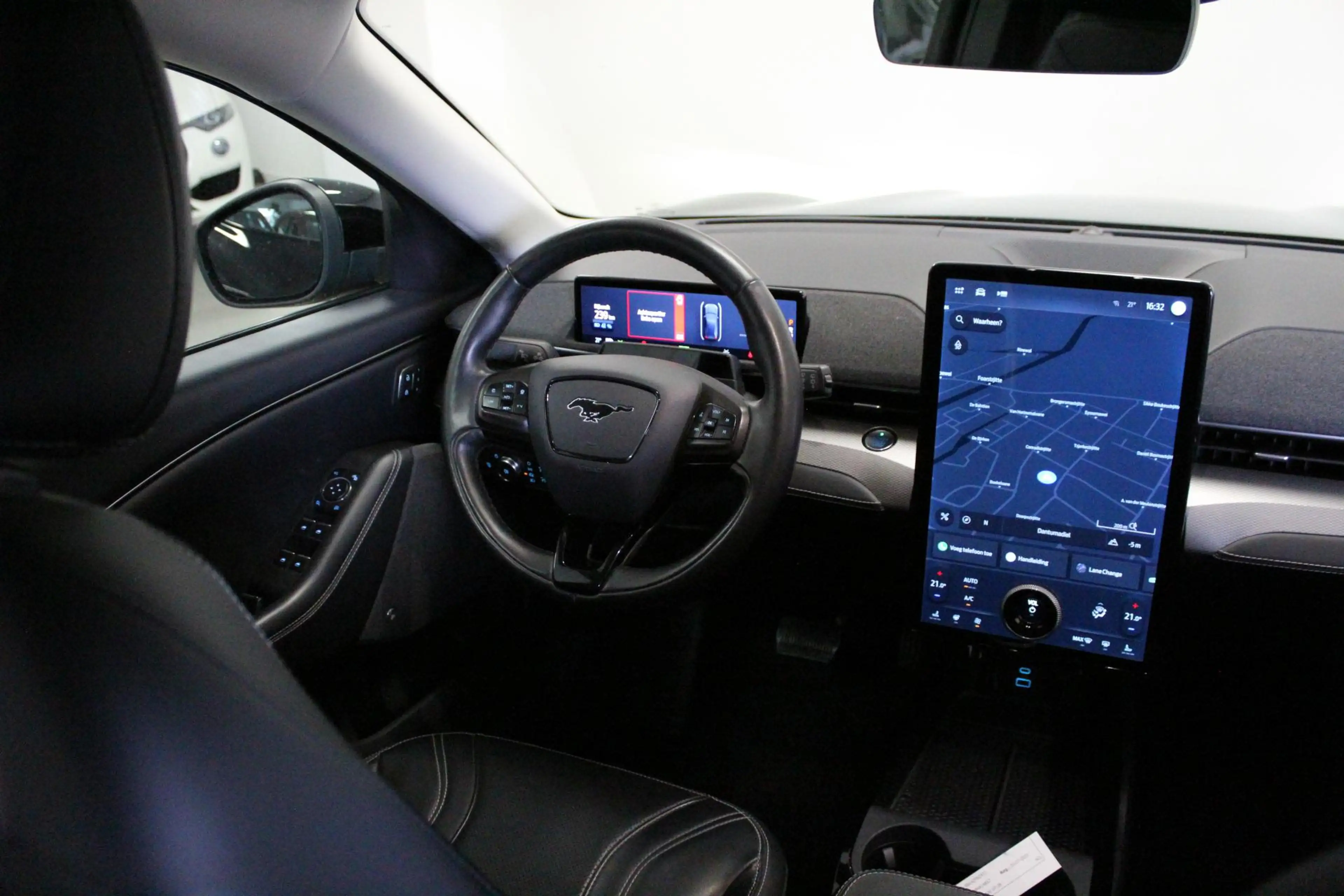 Ford Mustang Mach-E Extended RWD 98 kWh | CAMERA | DAB-RADIO | CLIMA | — photo 15