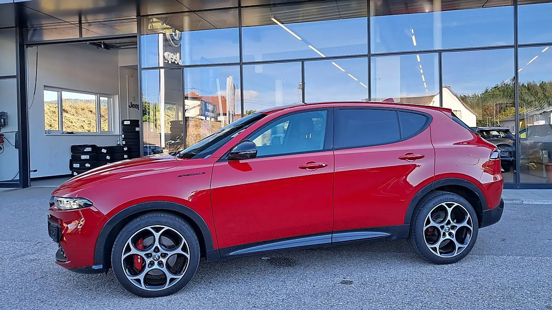 Alfa Romeo Tonale Edizione Speciale 1.5 T4 48V MHEV VGT DCT Rot - 2