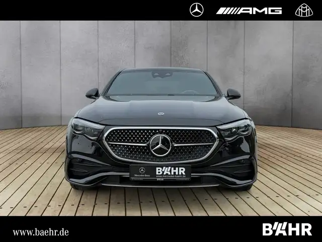 Mercedes-Benz E-Class view 7