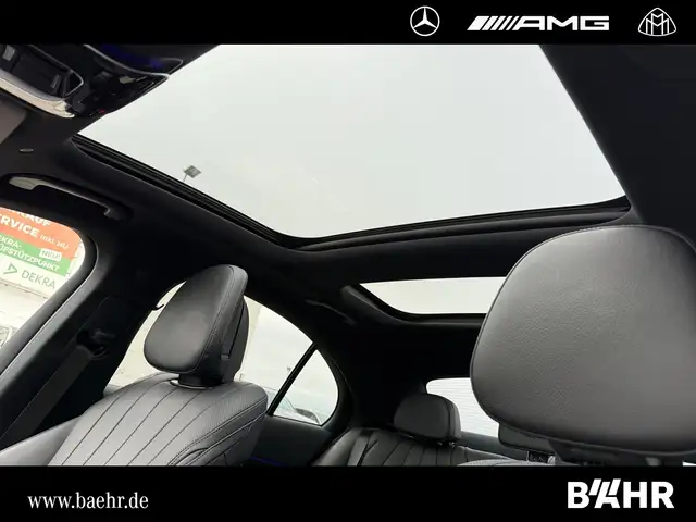 Mercedes-Benz E-Class view 18