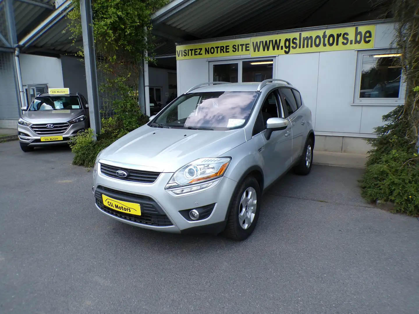 Ford Kuga 2.0 TDCi 136cv 4WD gris 03/13 Airco GPS Cruise USB Grijs - 1