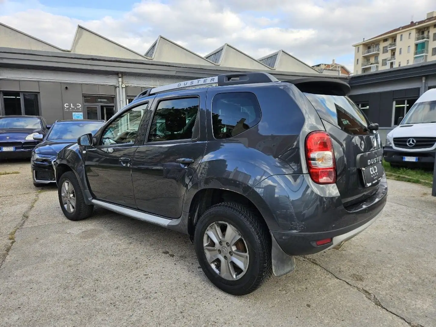 Dacia Duster 1.6 110CV 4x2 GPL Gris - 2