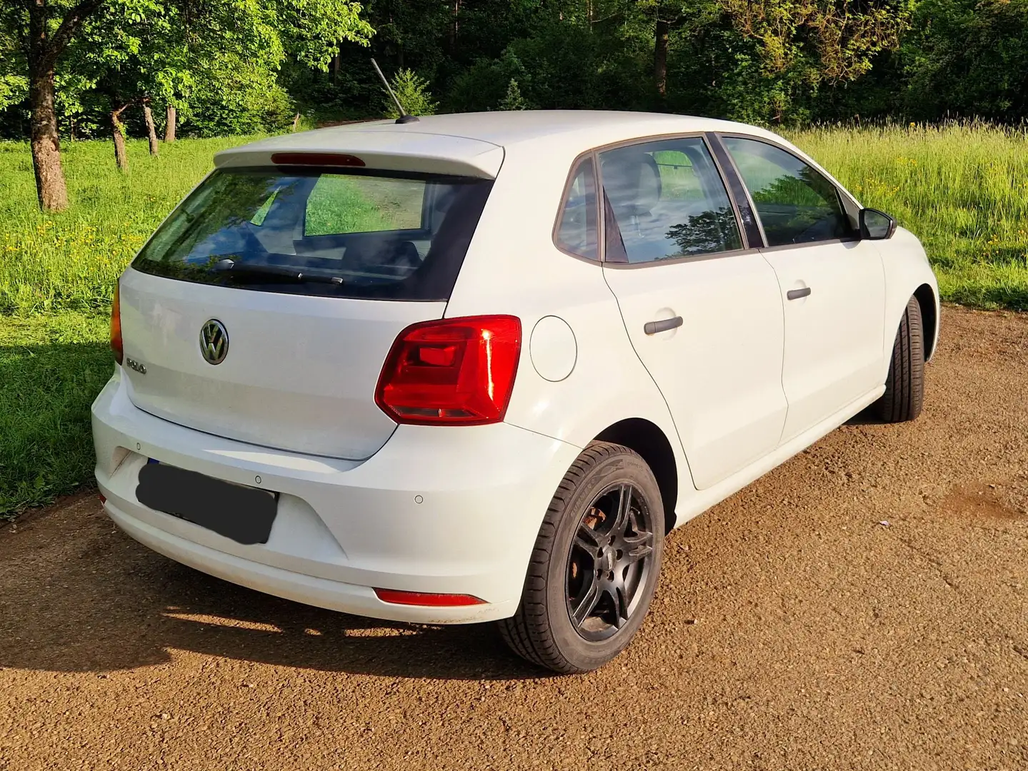 Volkswagen Polo 1.0 Trendline Weiß - 2