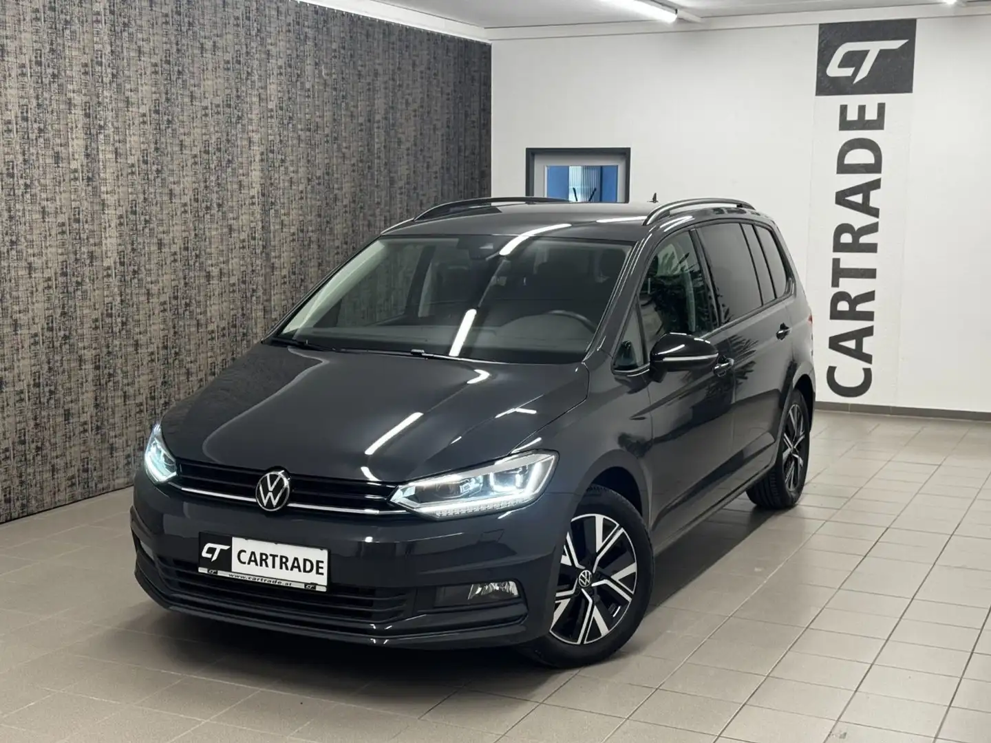 Volkswagen Touran 2.0 TDI BMT/Start-Stopp Highline 7-SITZER Grau - 2
