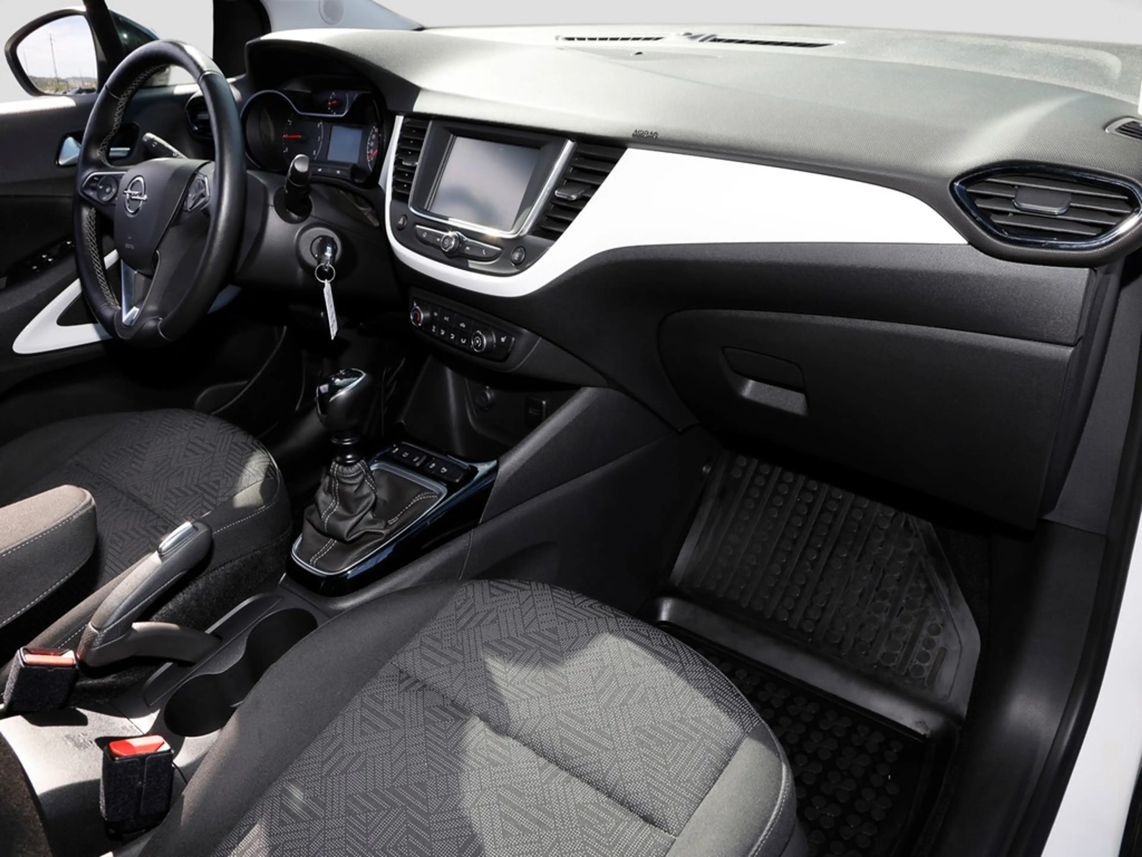 Opel Crossland X 1.2 Turbo Limited Edition Klima/SHZ — photo 8