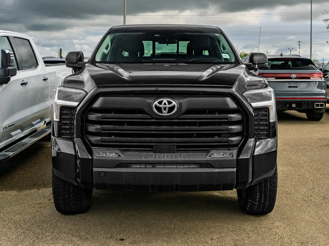 Toyota Tundra снимка Toyota Tundra