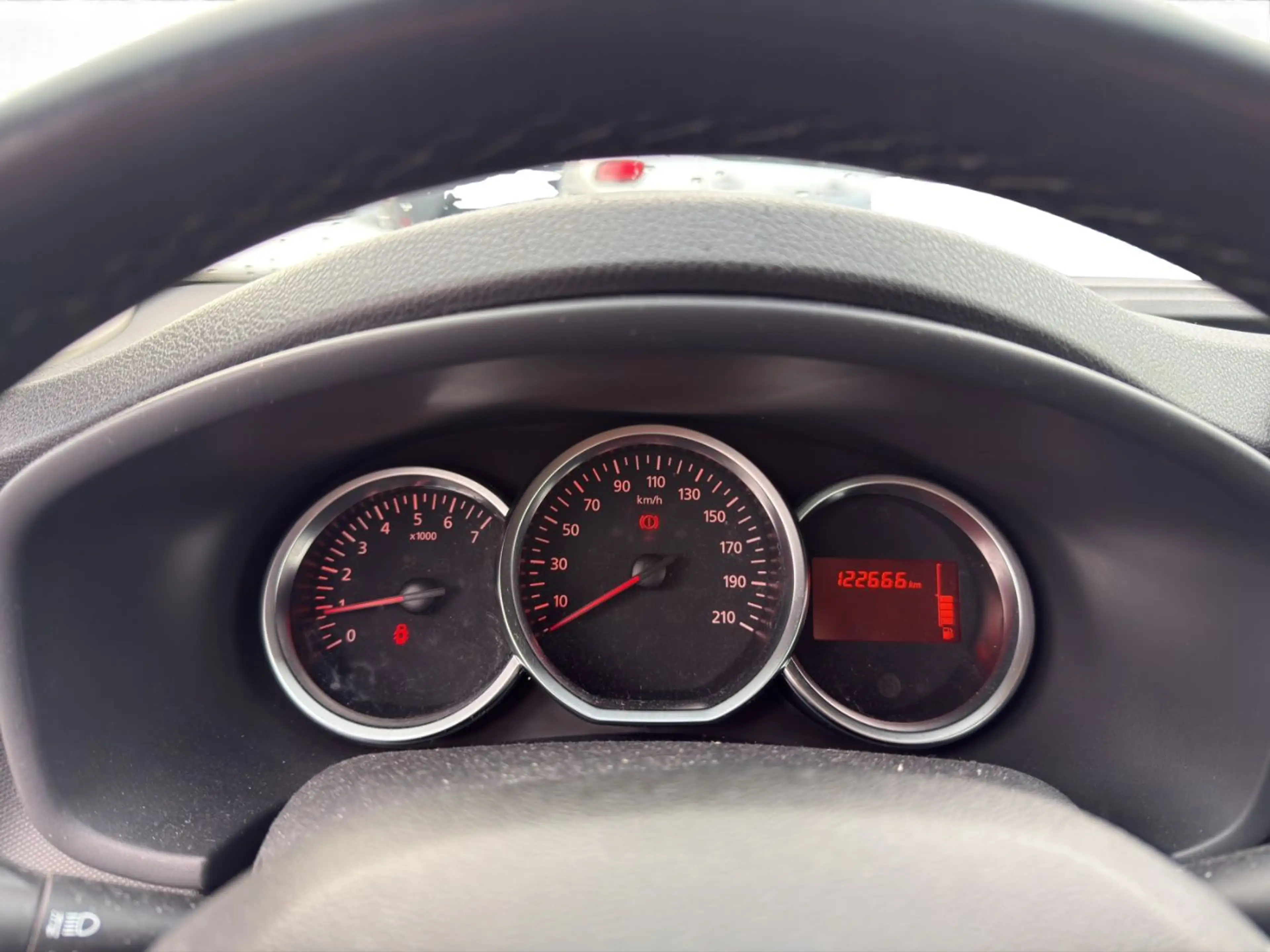 Dacia Logan II Kombi 1.5 BLUE dCi 95 MCV Stepway Navi — photo 12