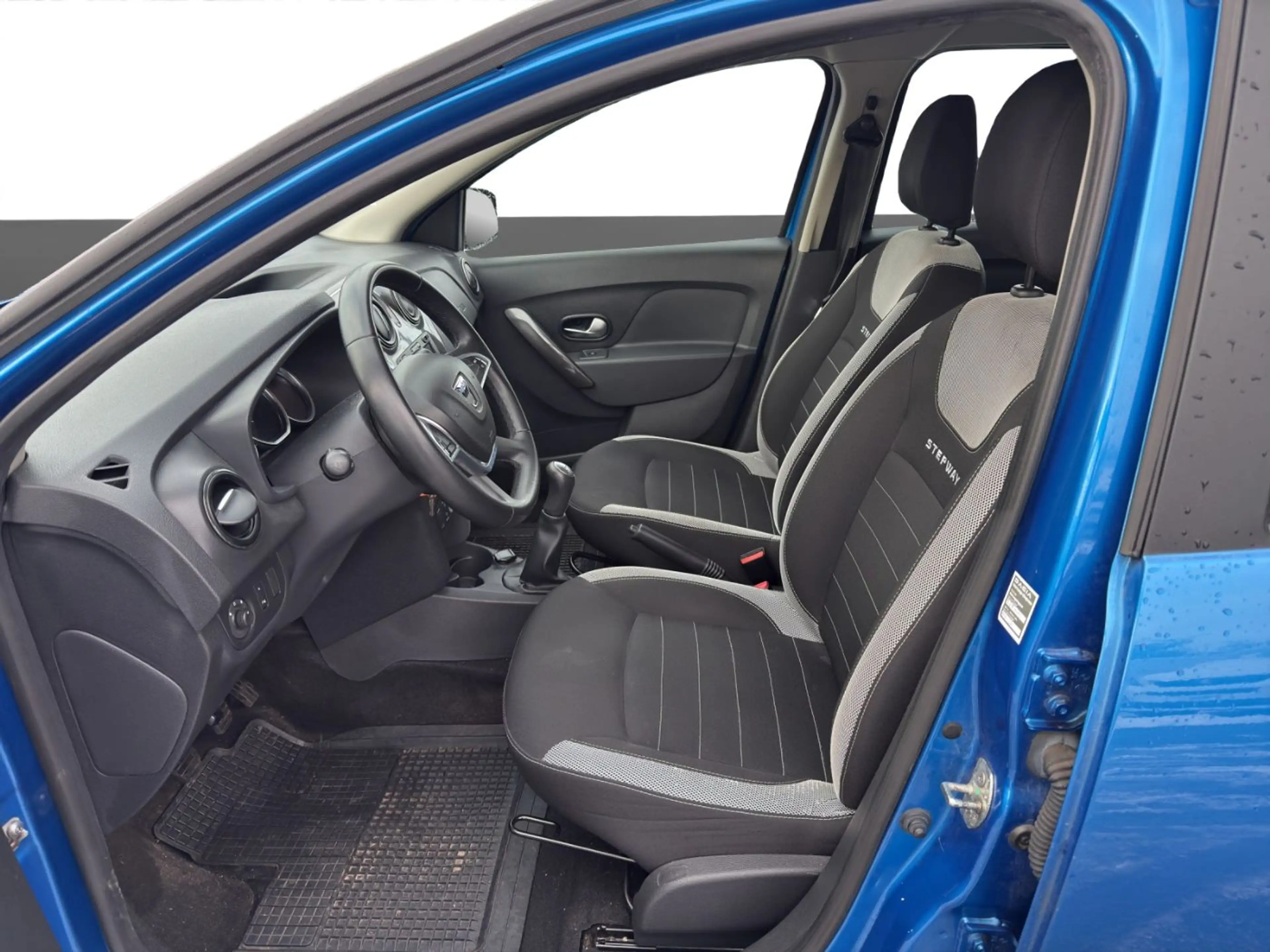 Dacia Logan II Kombi 1.5 BLUE dCi 95 MCV Stepway Navi — photo 10