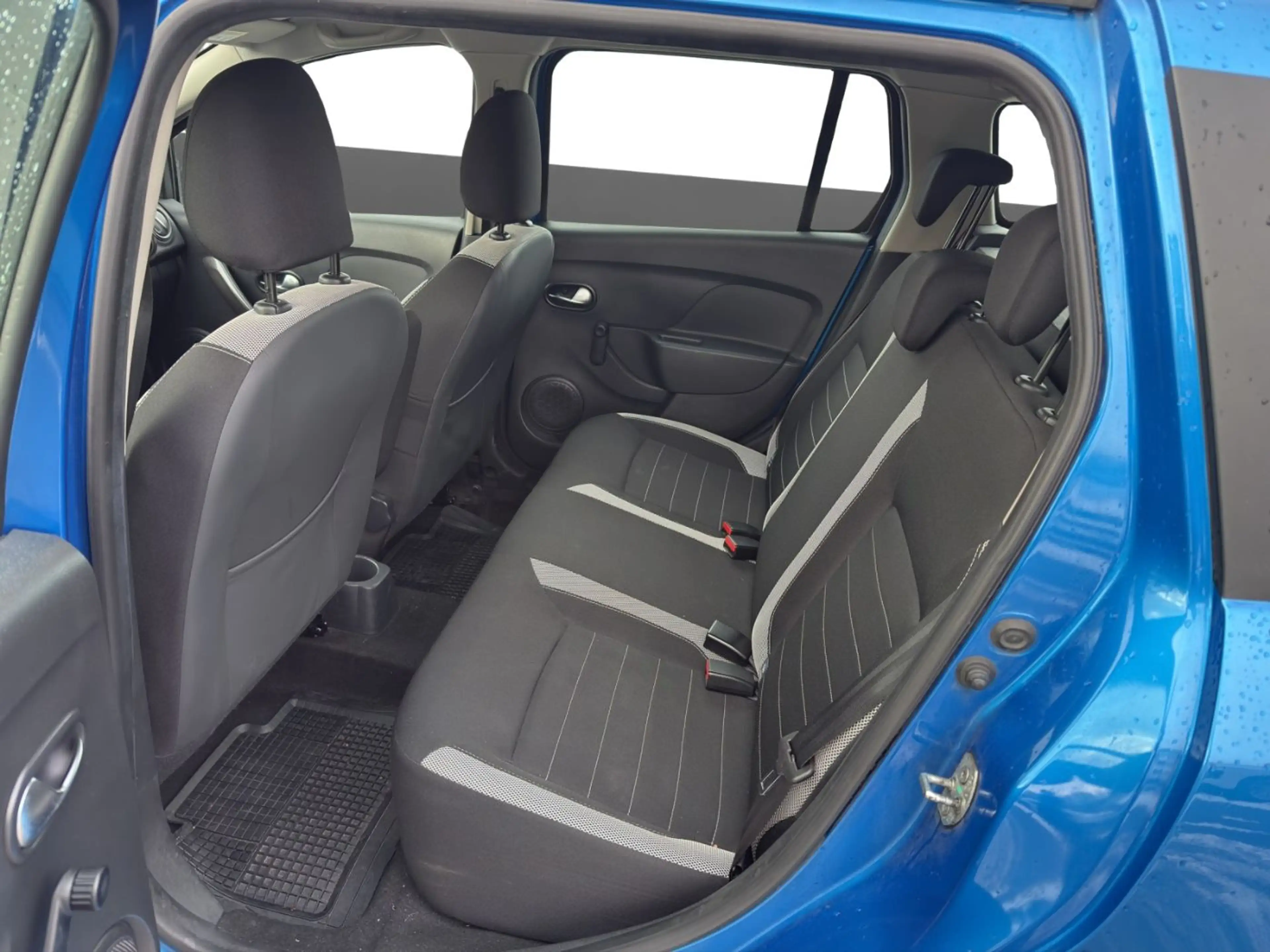 Dacia Logan II Kombi 1.5 BLUE dCi 95 MCV Stepway Navi — photo 13