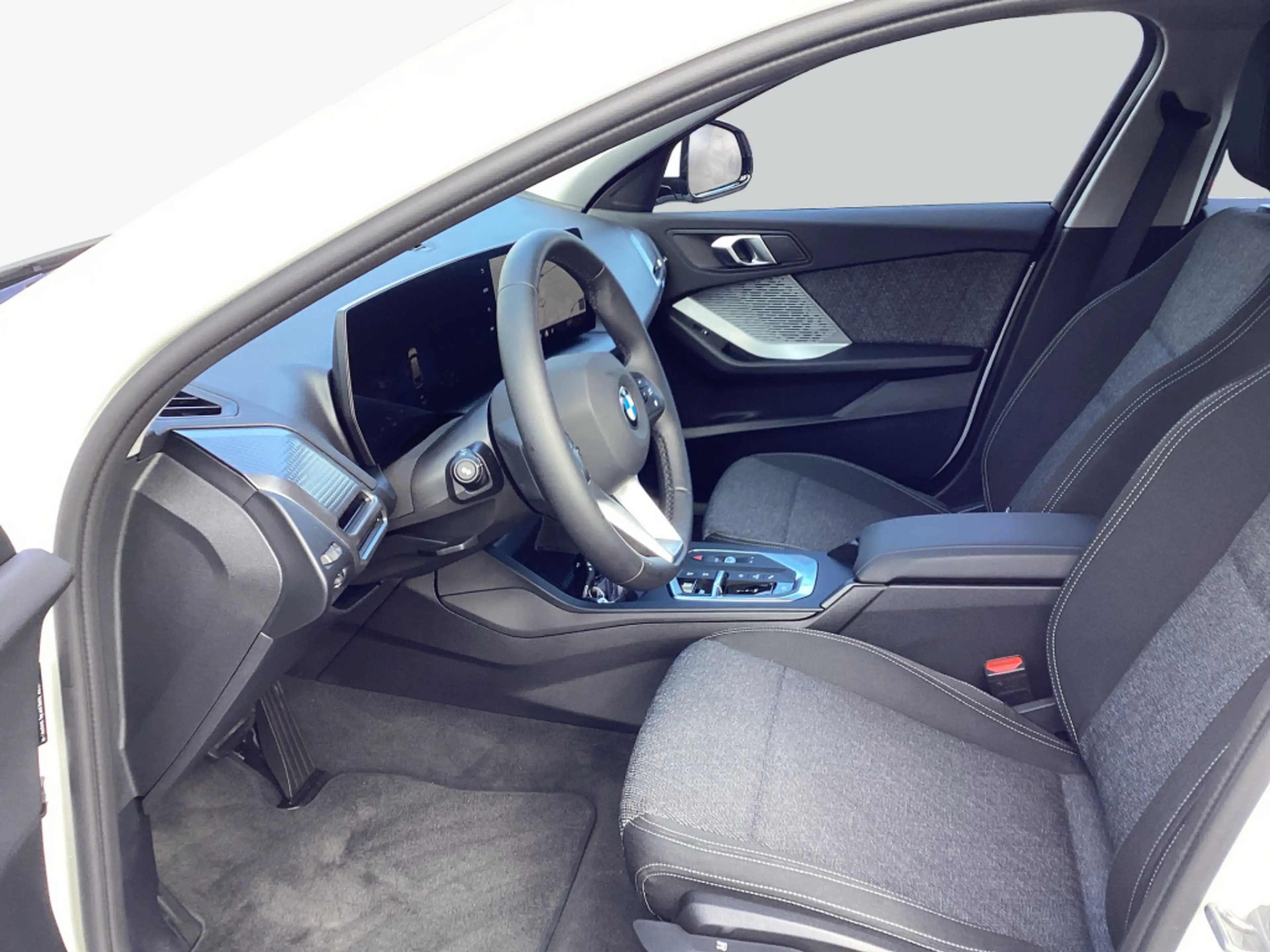 BMW 120 d Aut. — photo 11