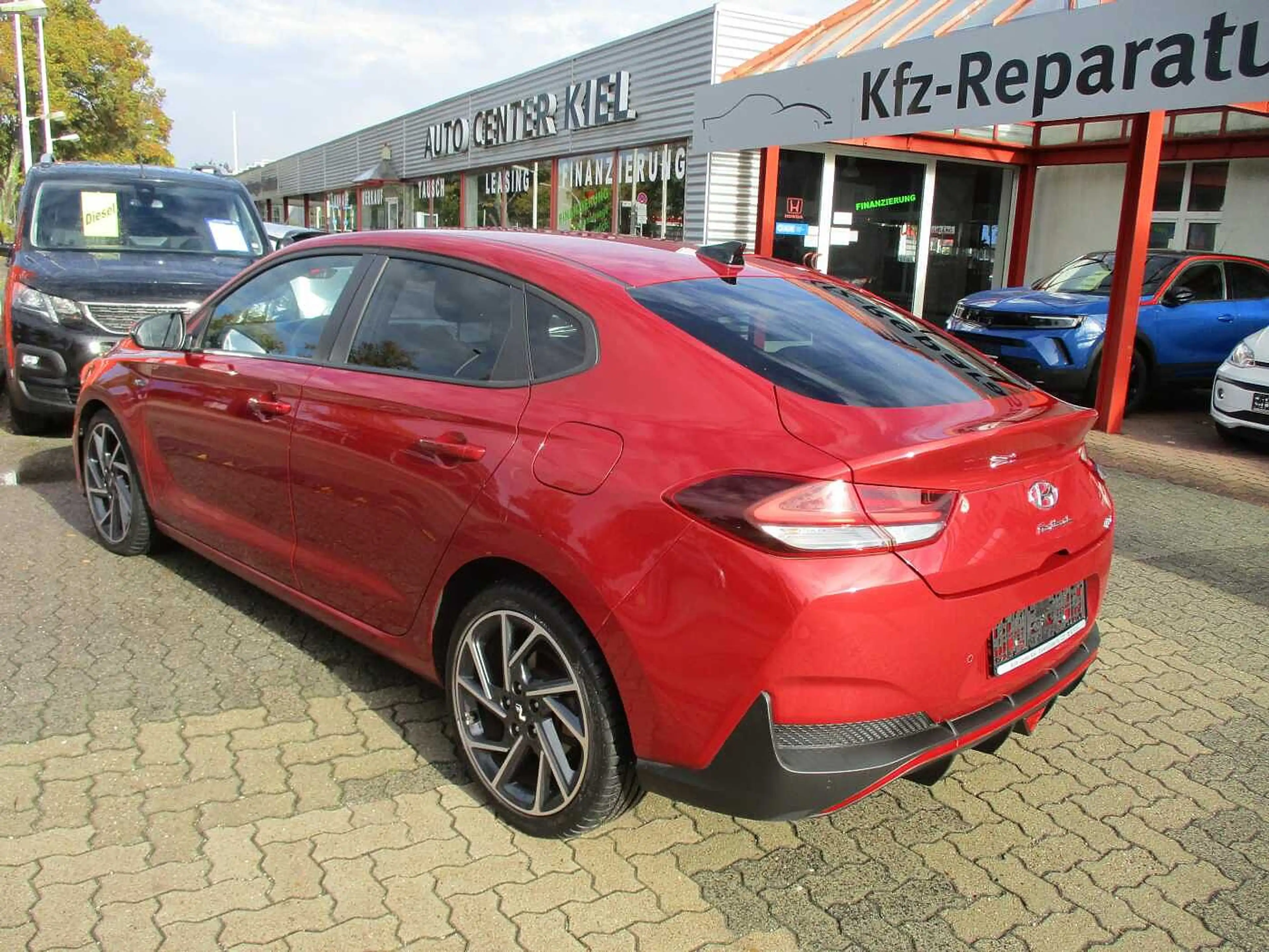 Hyundai i30 Fastback 1.5 T-GDI 48V-Hybrid N-Line — photo 6