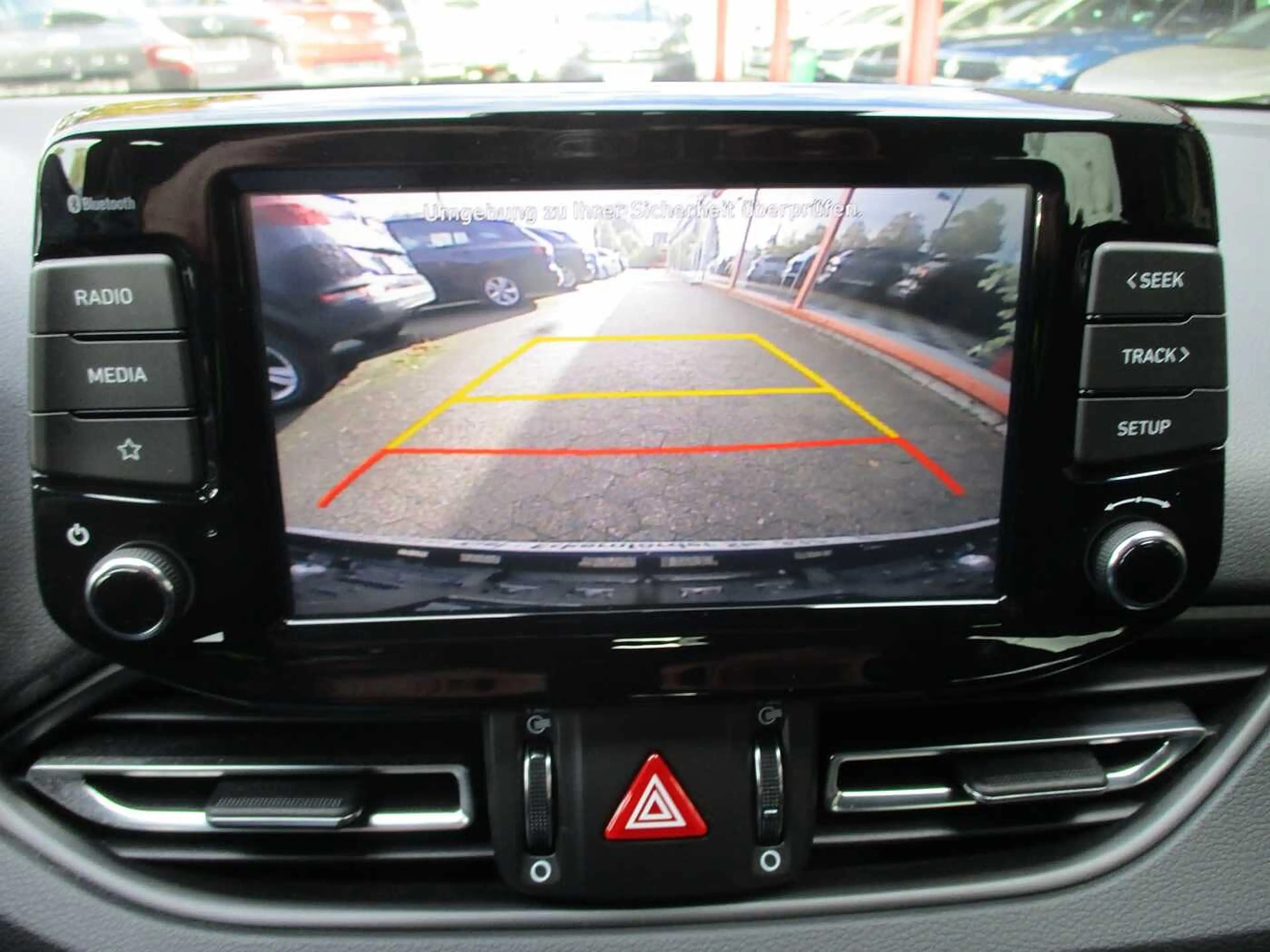 Hyundai i30 Fastback 1.5 T-GDI 48V-Hybrid N-Line — photo 9