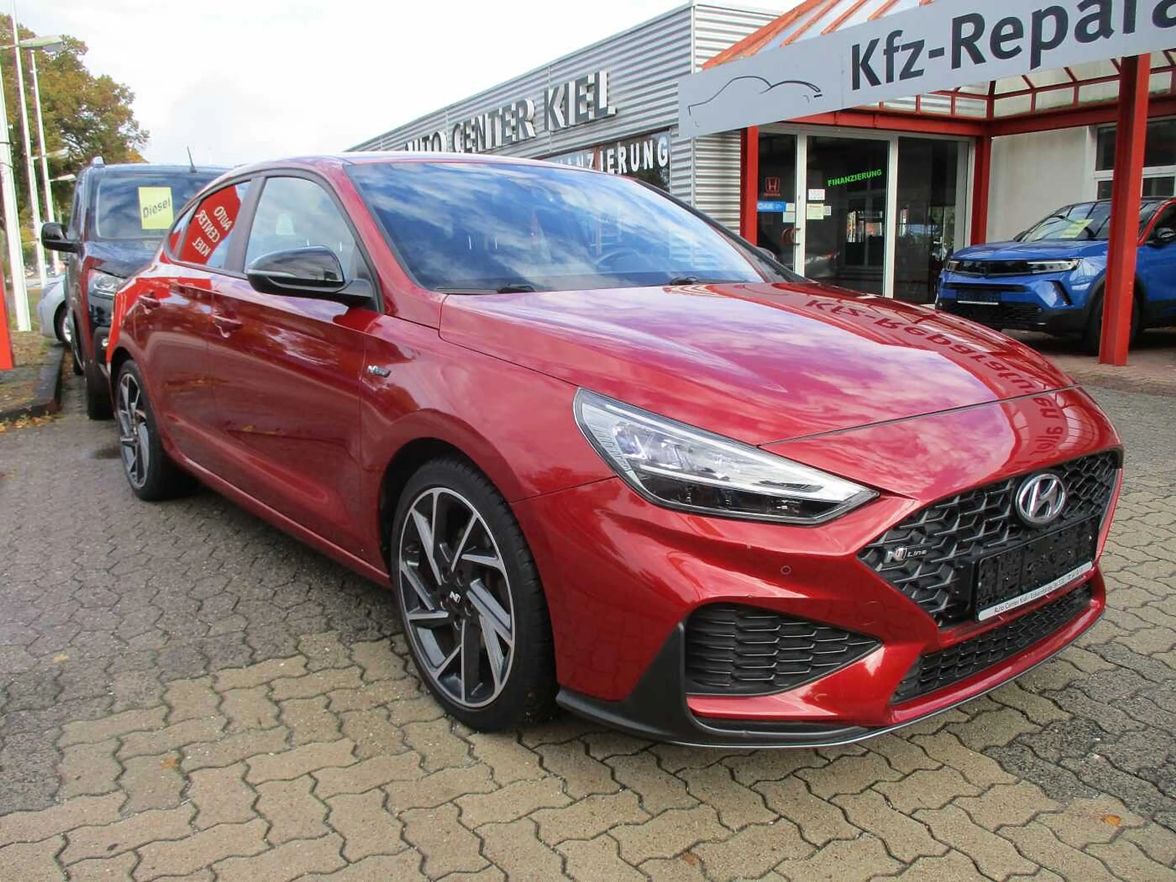 Hyundai i30 Fastback 1.5 T-GDI 48V-Hybrid N-Line — photo 4