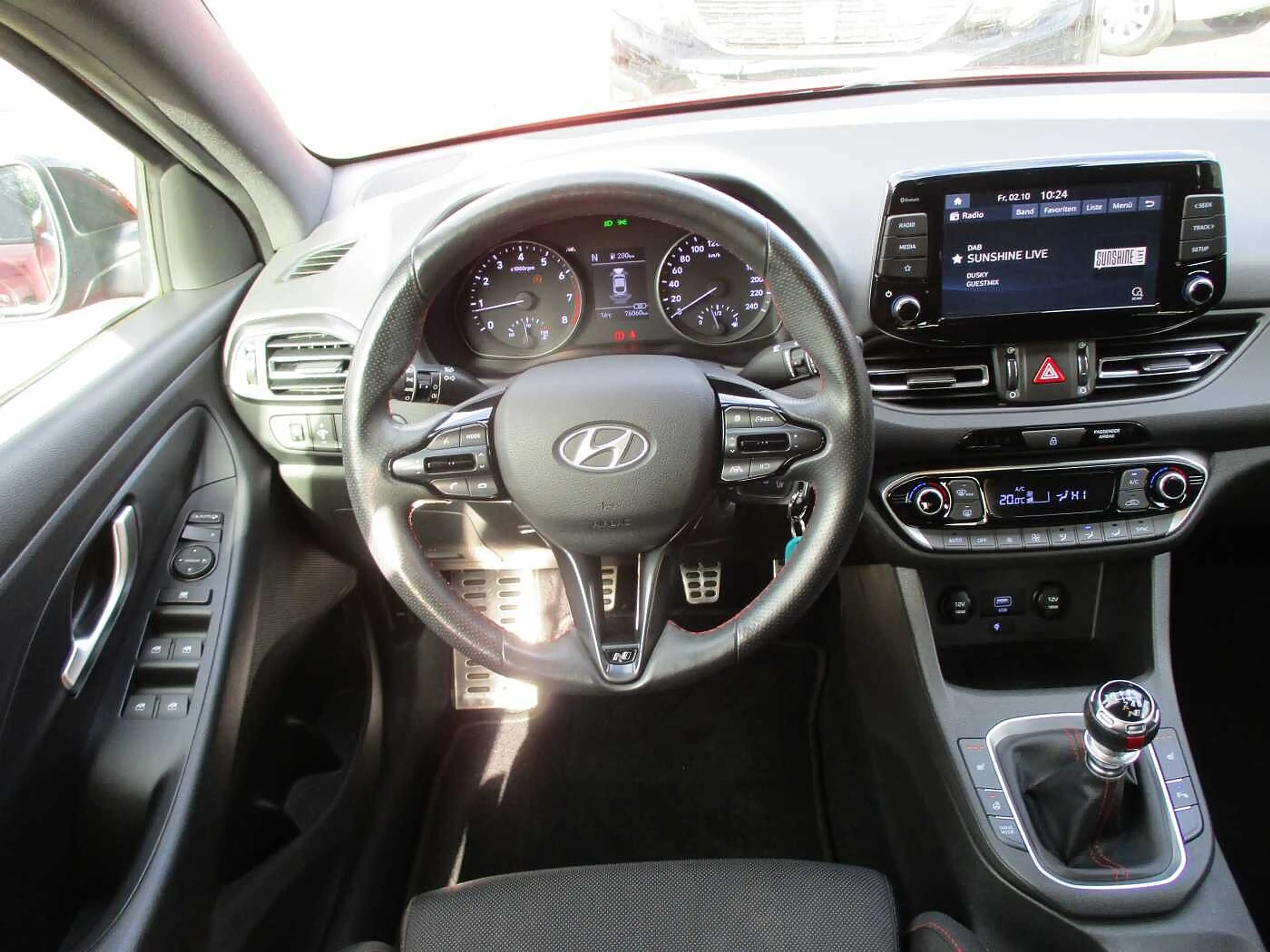 Hyundai i30 Fastback 1.5 T-GDI 48V-Hybrid N-Line — photo 8
