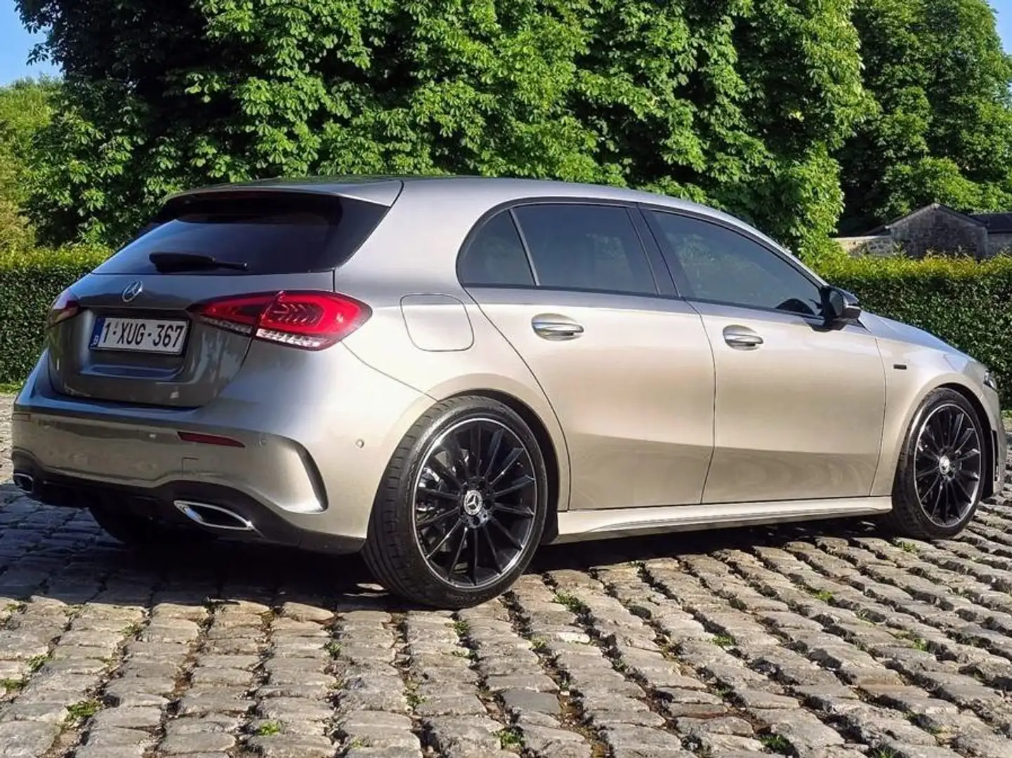 Mercedes-Benz A 250 A 250 e PHEV Zilver - 2