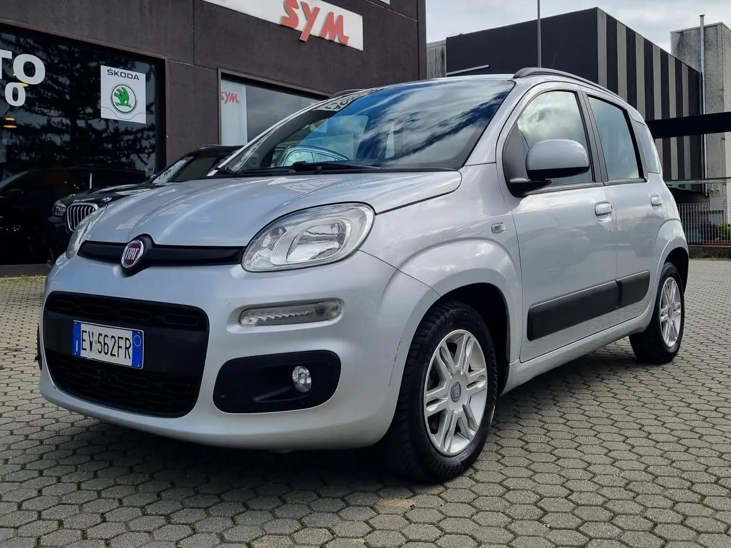 Fiat Panda Panda 1.3 mjt 16v Lounge 75cv E5+ - 1