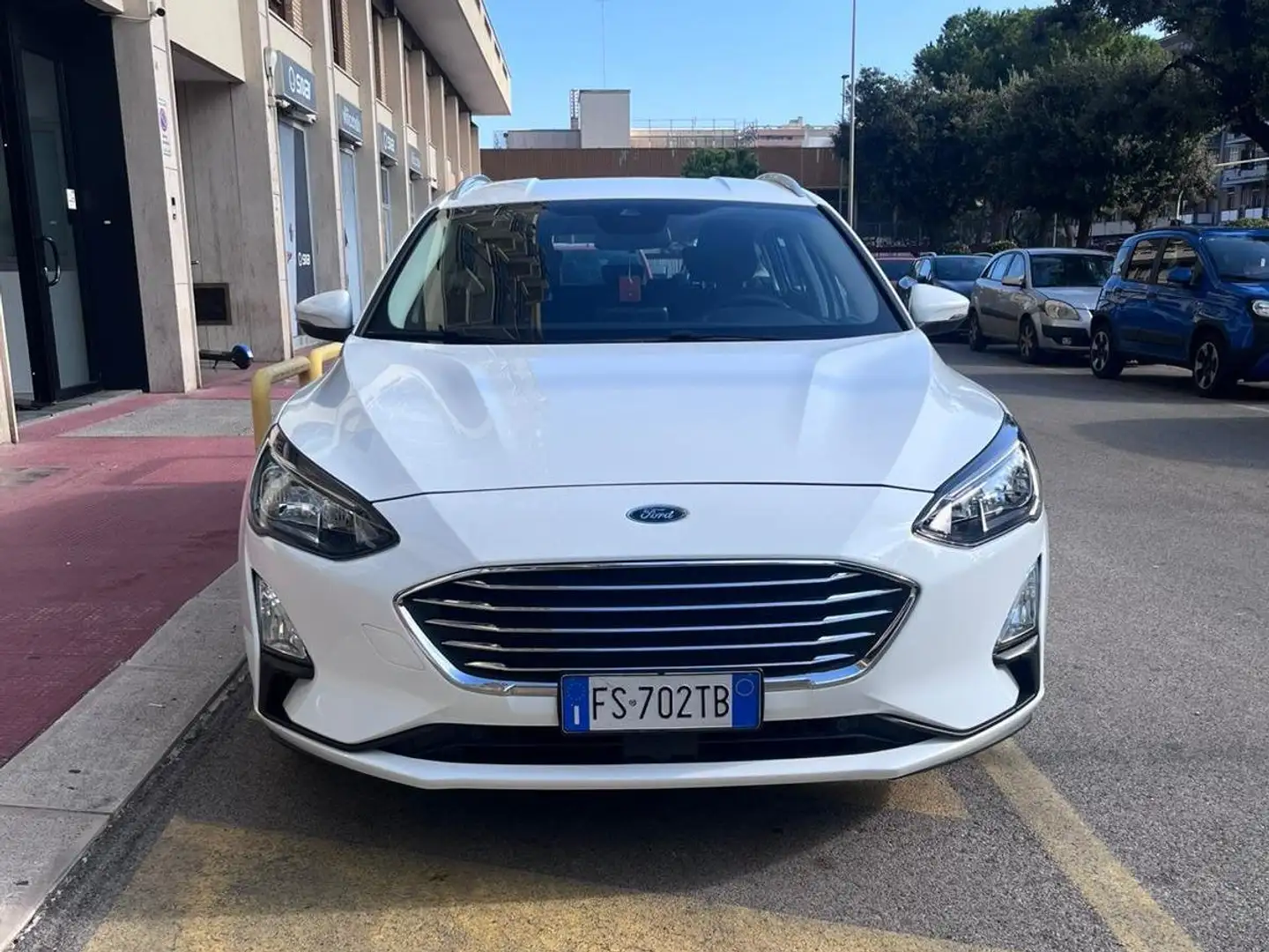 Ford Focus SW 2018 1.5 Ecoblue Business S Bianco - 2