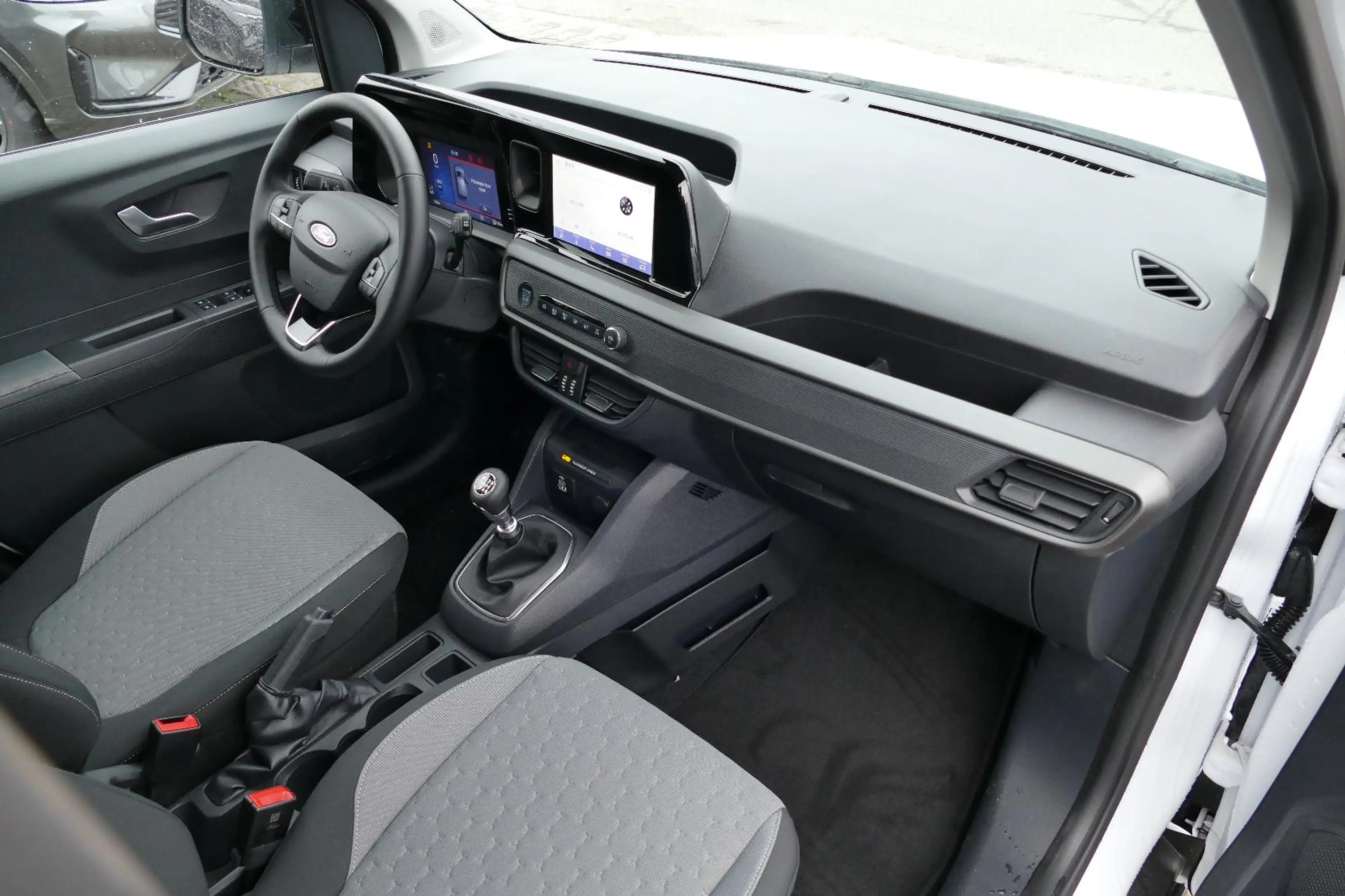 Ford Tourneo Titanium*CAM*APP*KLIMAAUTO — photo 9