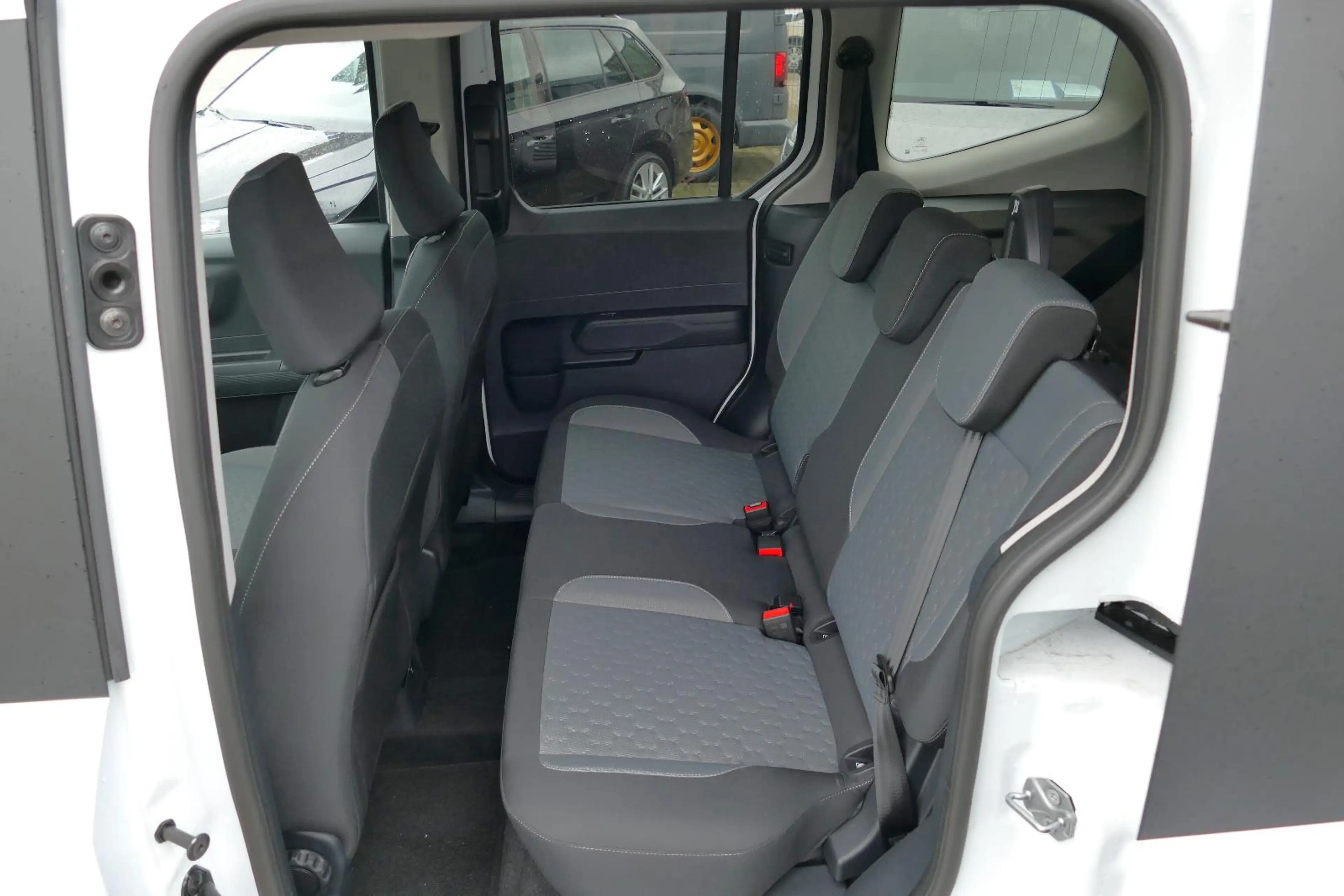 Ford Tourneo Titanium*CAM*APP*KLIMAAUTO — photo 13