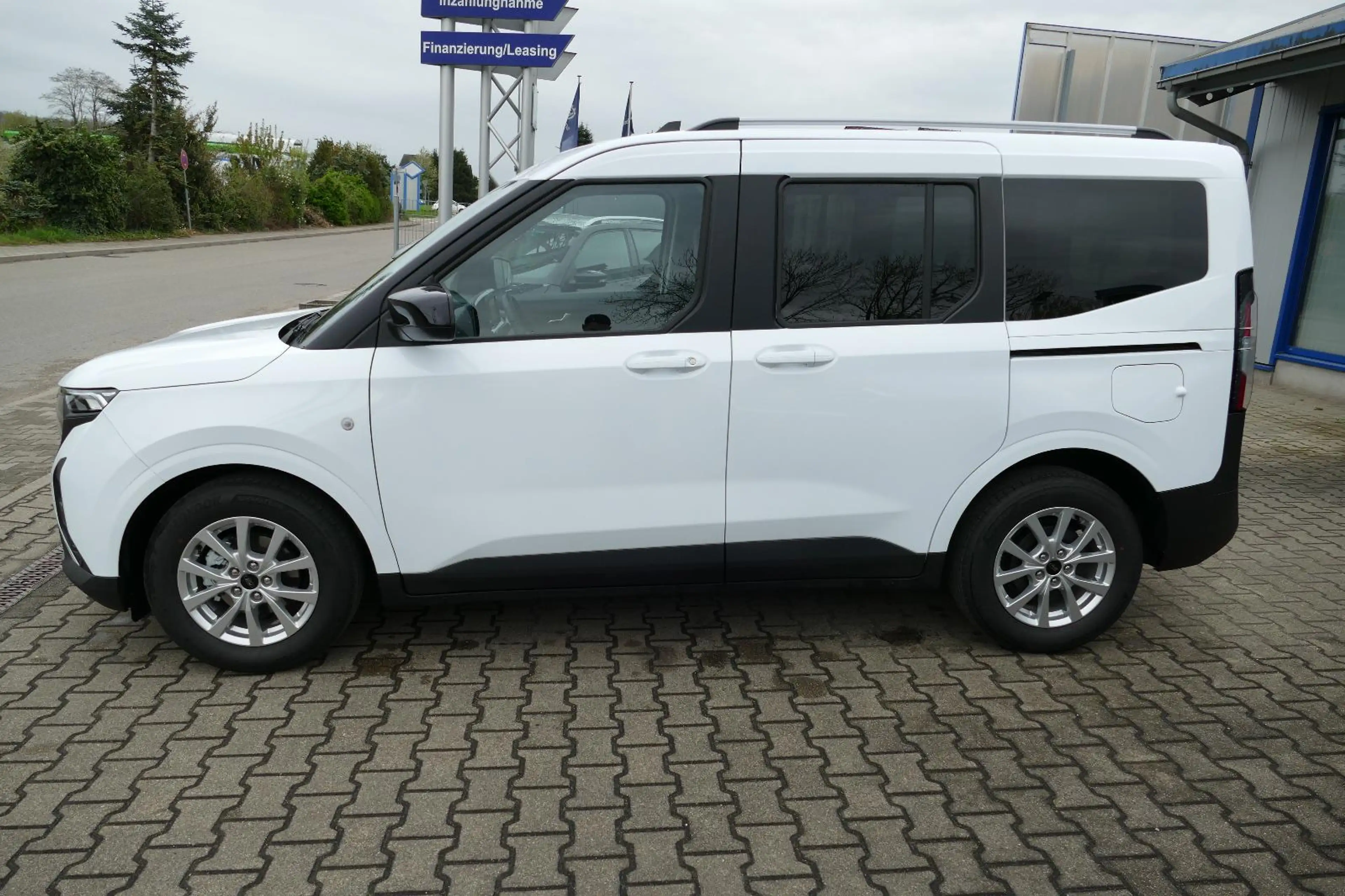 Ford Tourneo Titanium*CAM*APP*KLIMAAUTO — photo 6